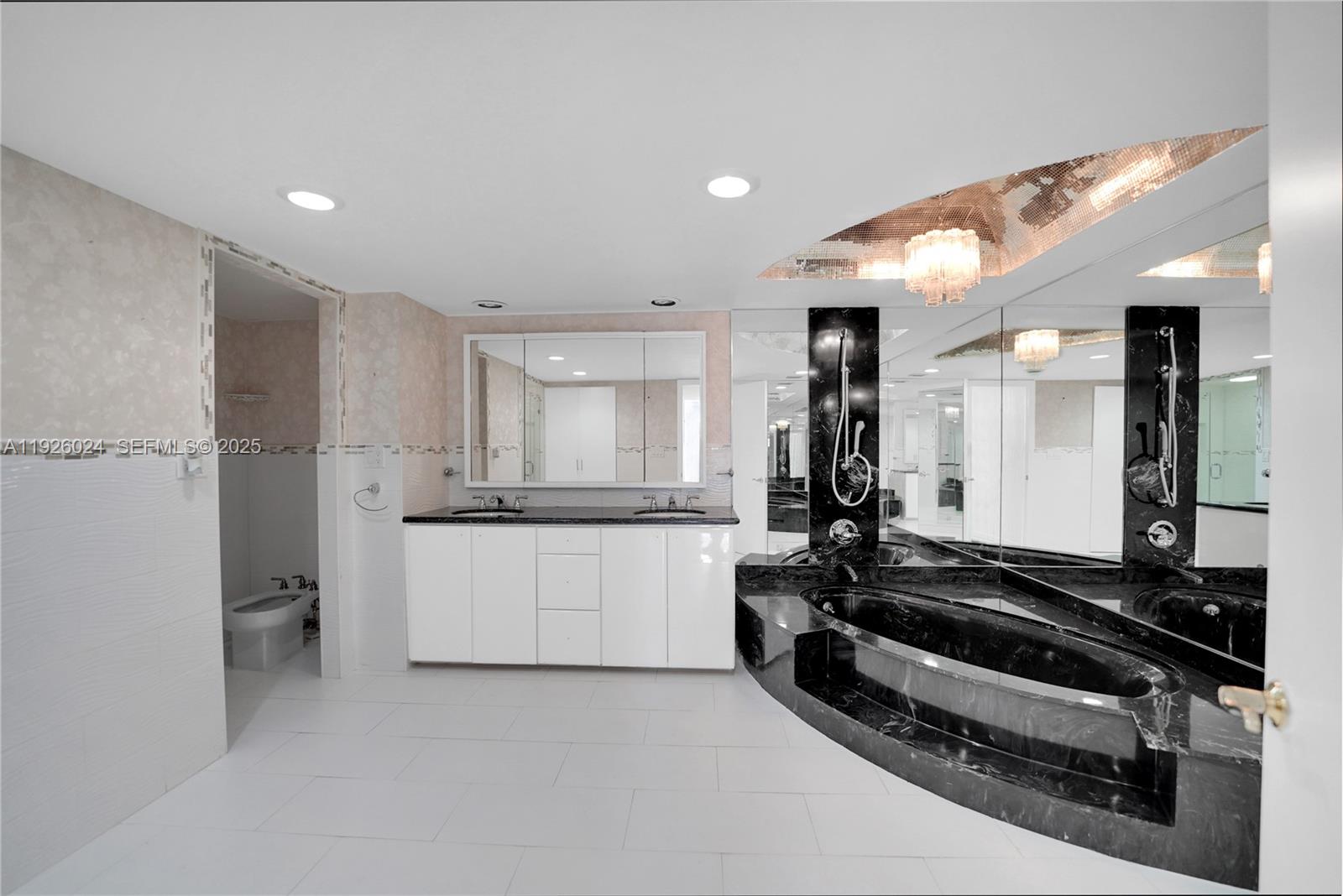 1920 S Ocean Dr # 16B