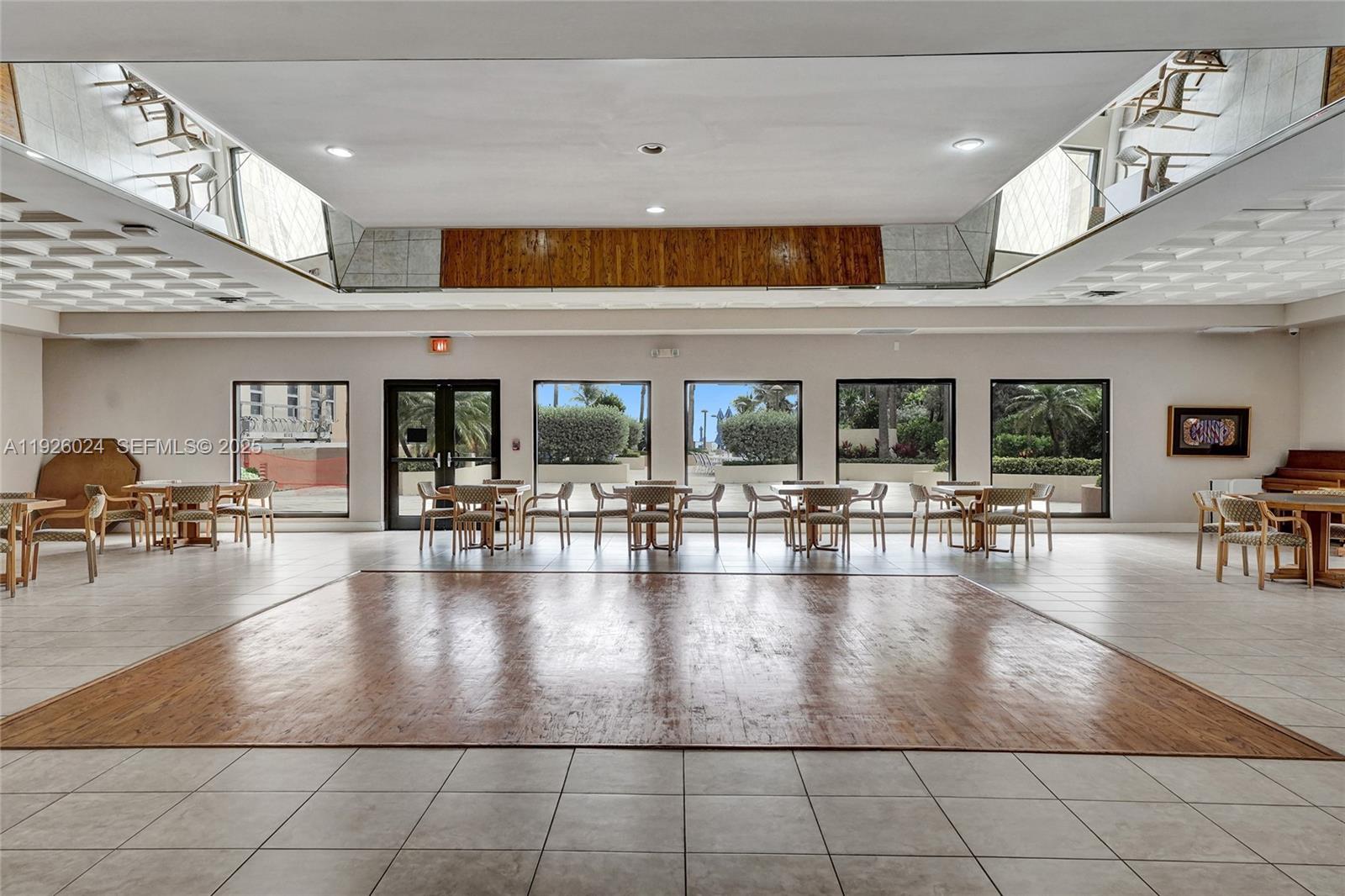 1920 S Ocean Dr # 16B