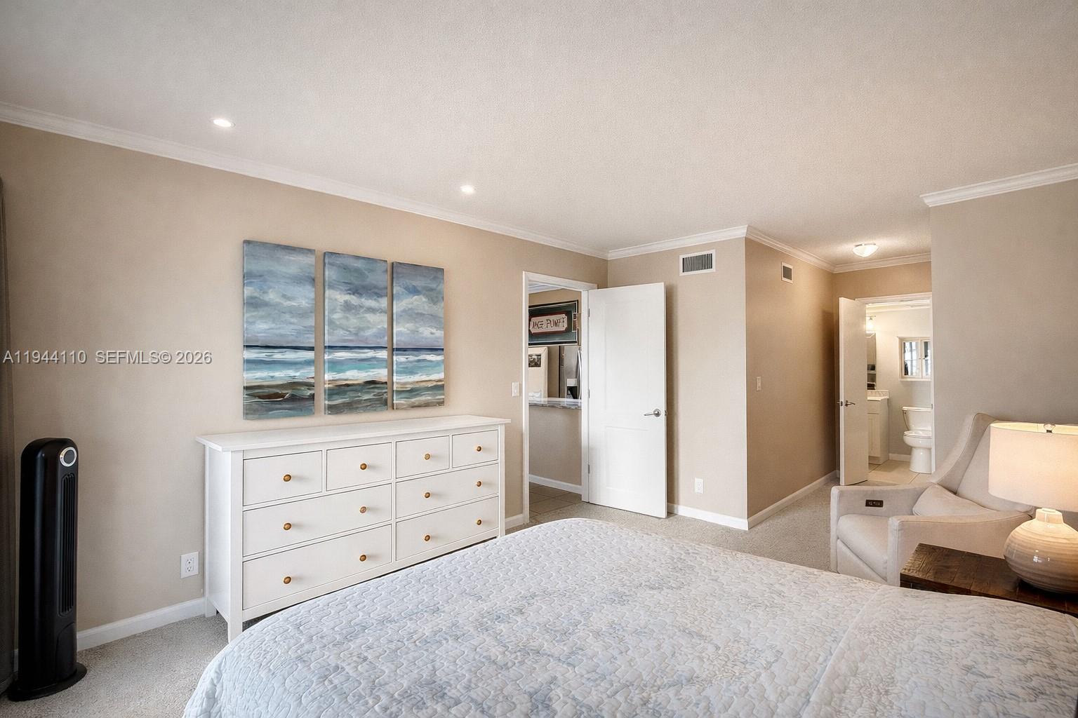 4013 N Ocean Dr # 108