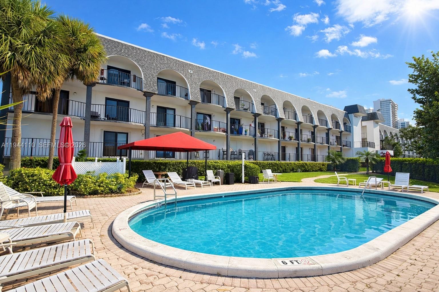 4013 N Ocean Dr # 108