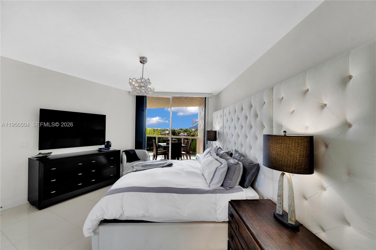 3100 N Ocean Blvd # 606