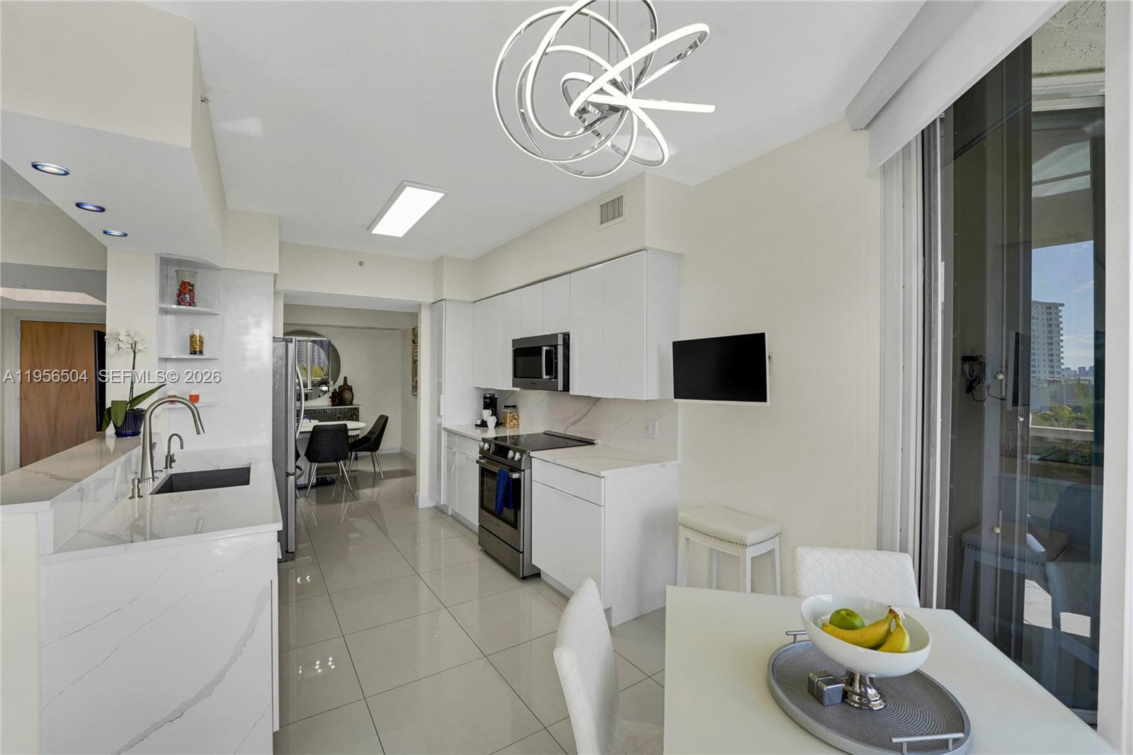 3100 N Ocean Blvd # 606