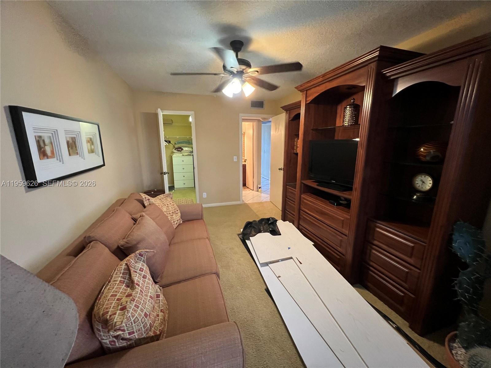 2083 Exeter E # 2083