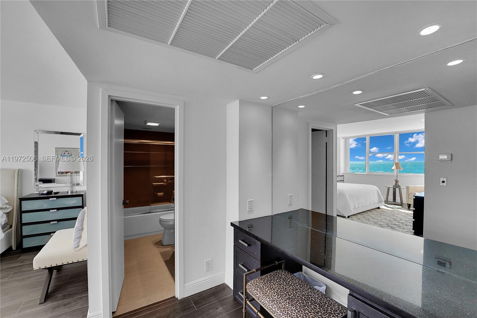 3140 S Ocean Dr # 604