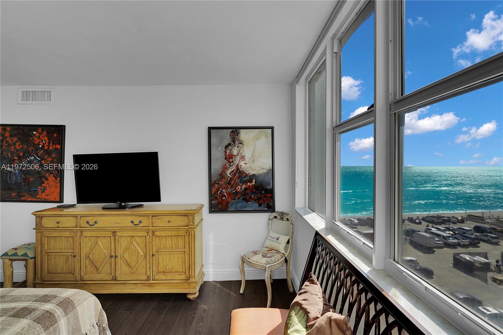 3140 S Ocean Dr # 604