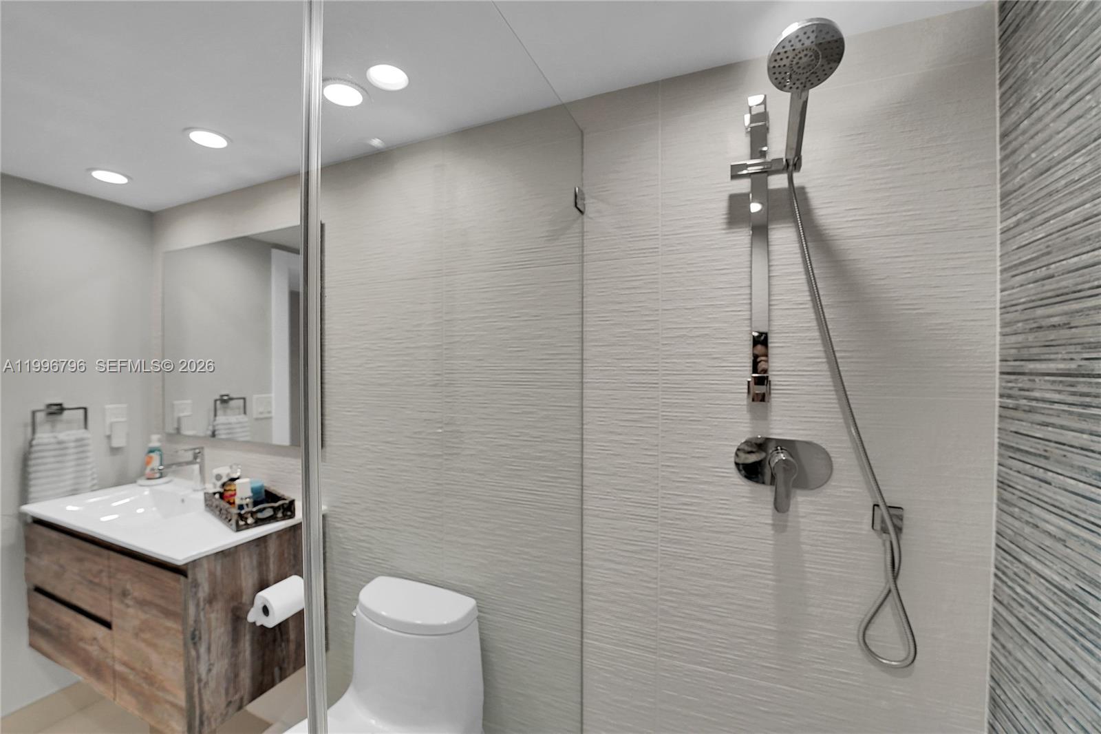 1920 S Ocean Dr # 11C