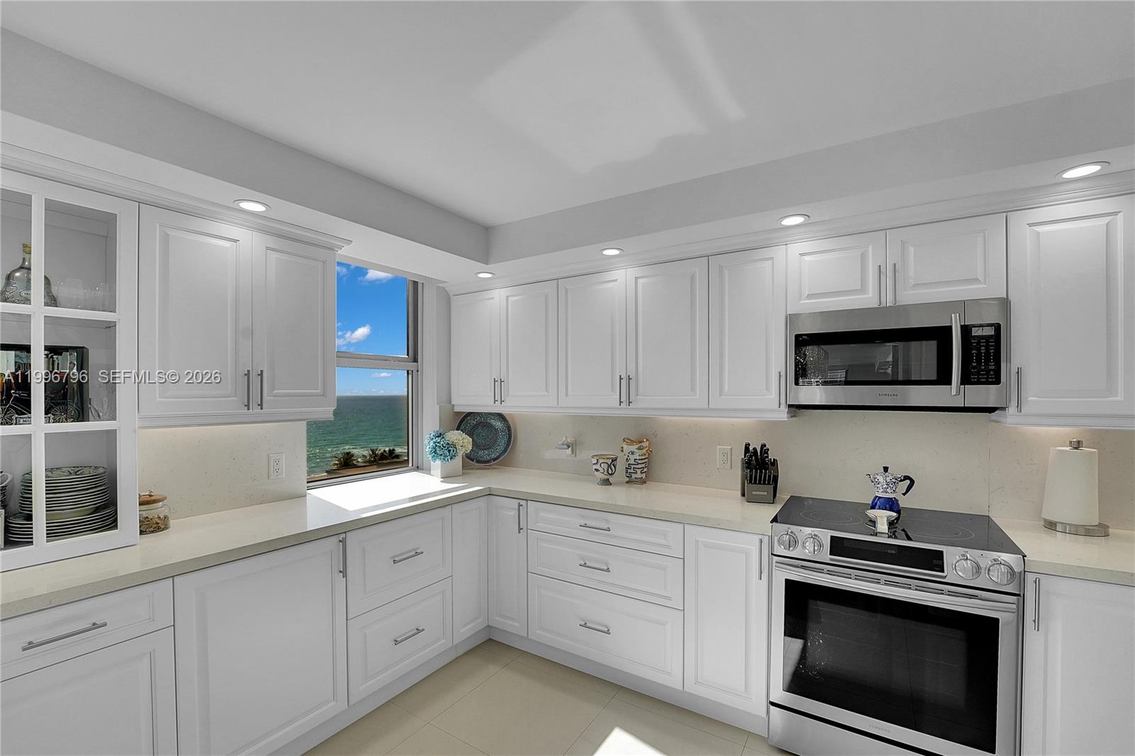 1920 S Ocean Dr # 11C