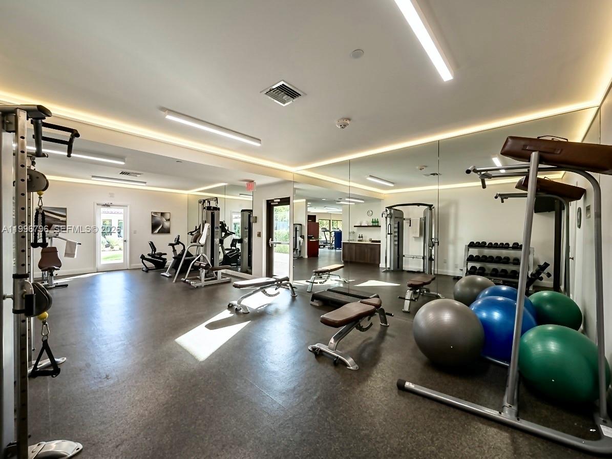 1920 S Ocean Dr # 11C