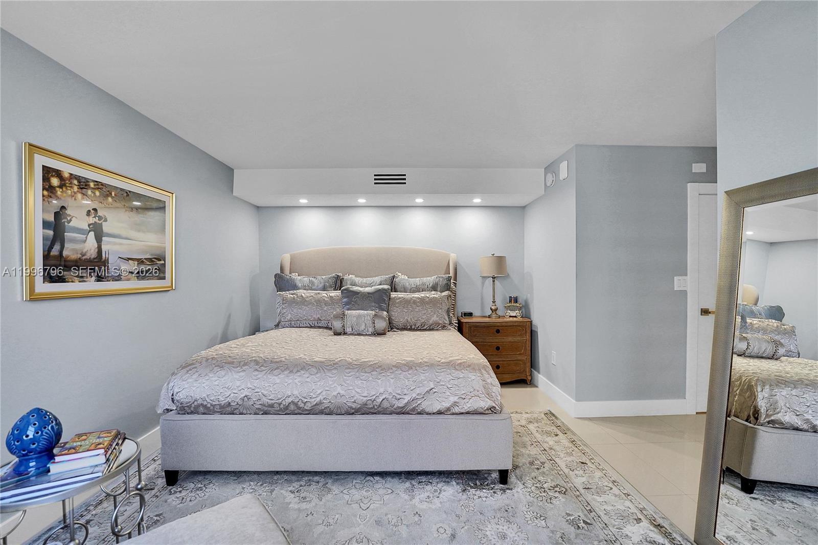 1920 S Ocean Dr # 11C