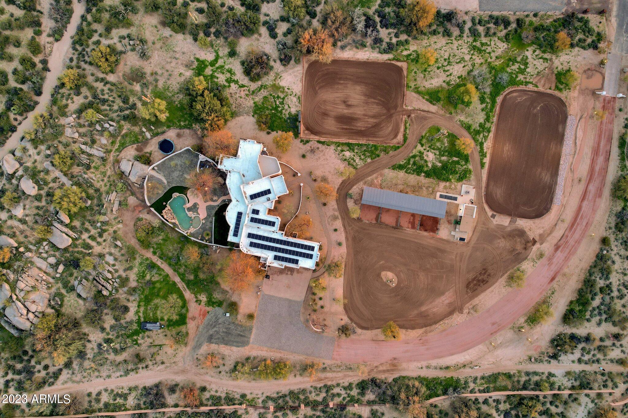32025 N BLACK CROSS Road