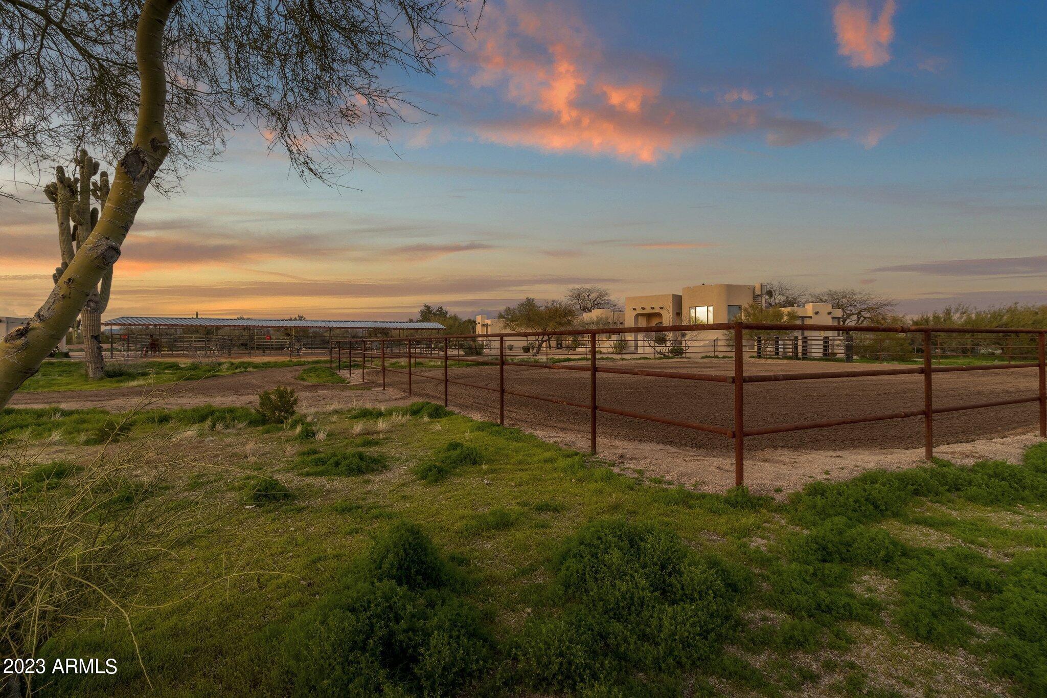 32025 N BLACK CROSS Road