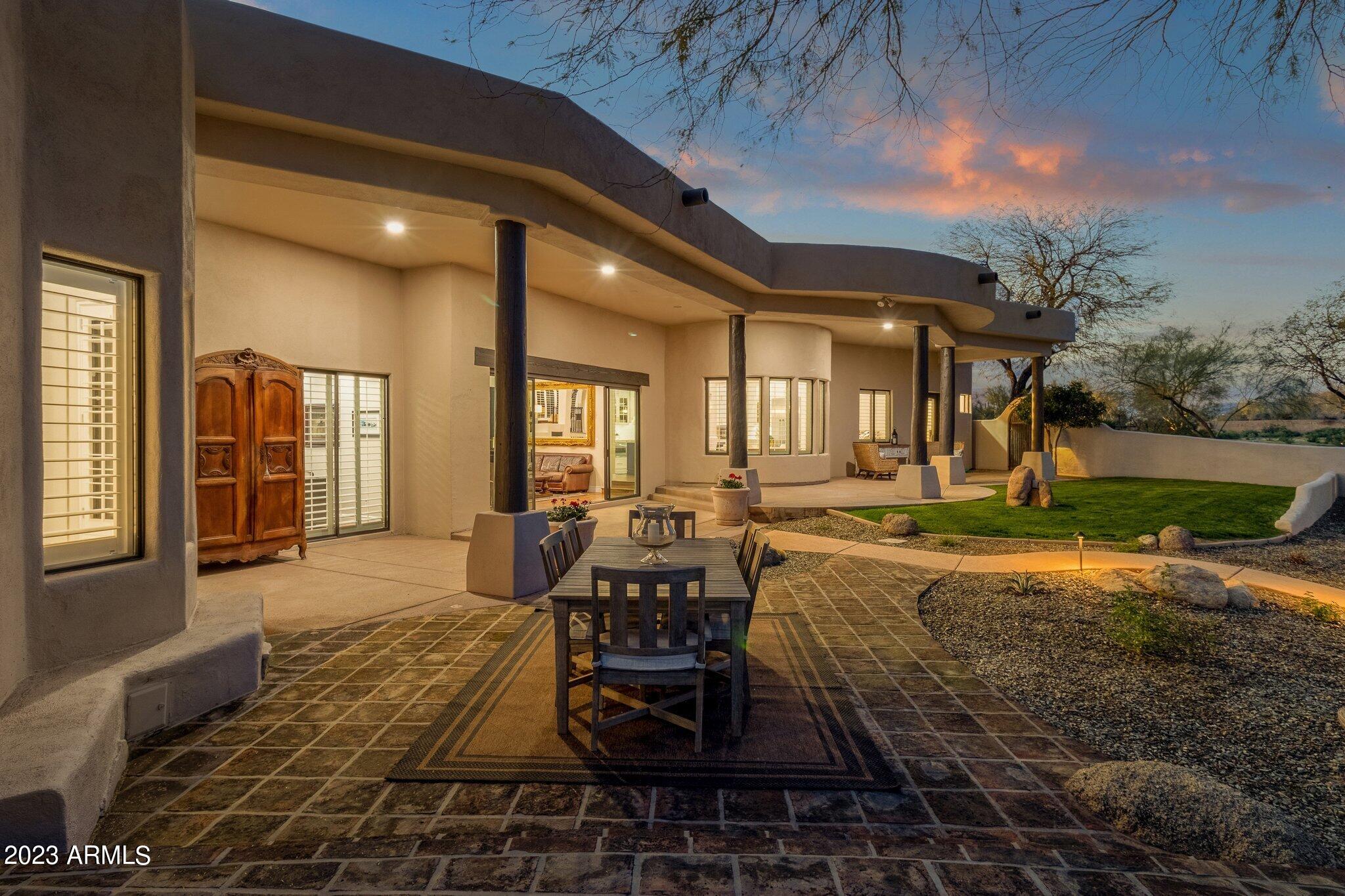32025 N BLACK CROSS Road