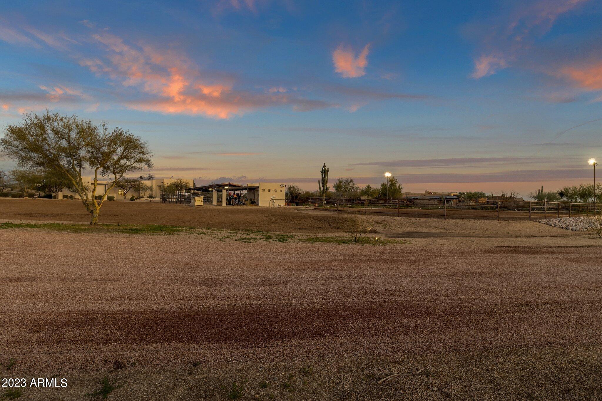 32025 N BLACK CROSS Road