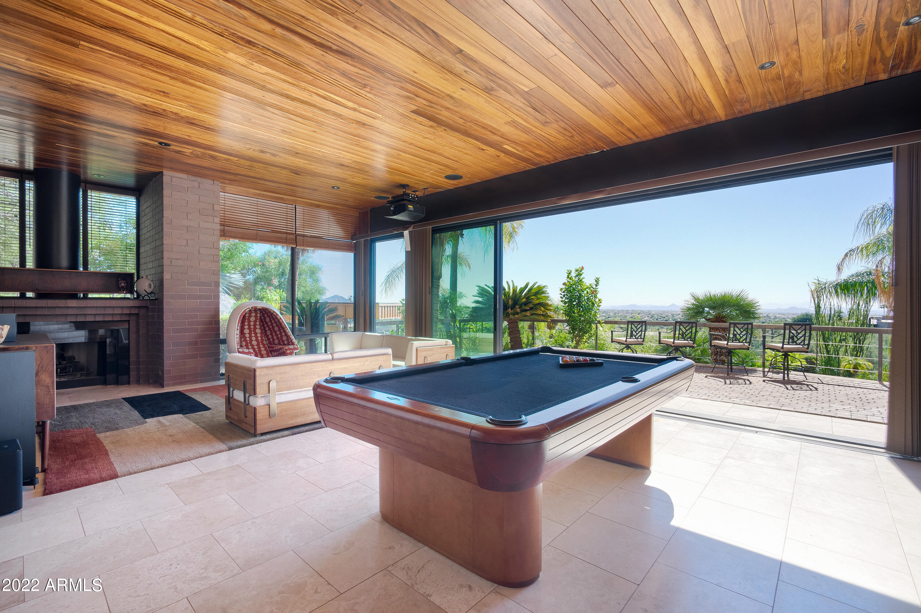 35227 N RIDGEWAY Drive