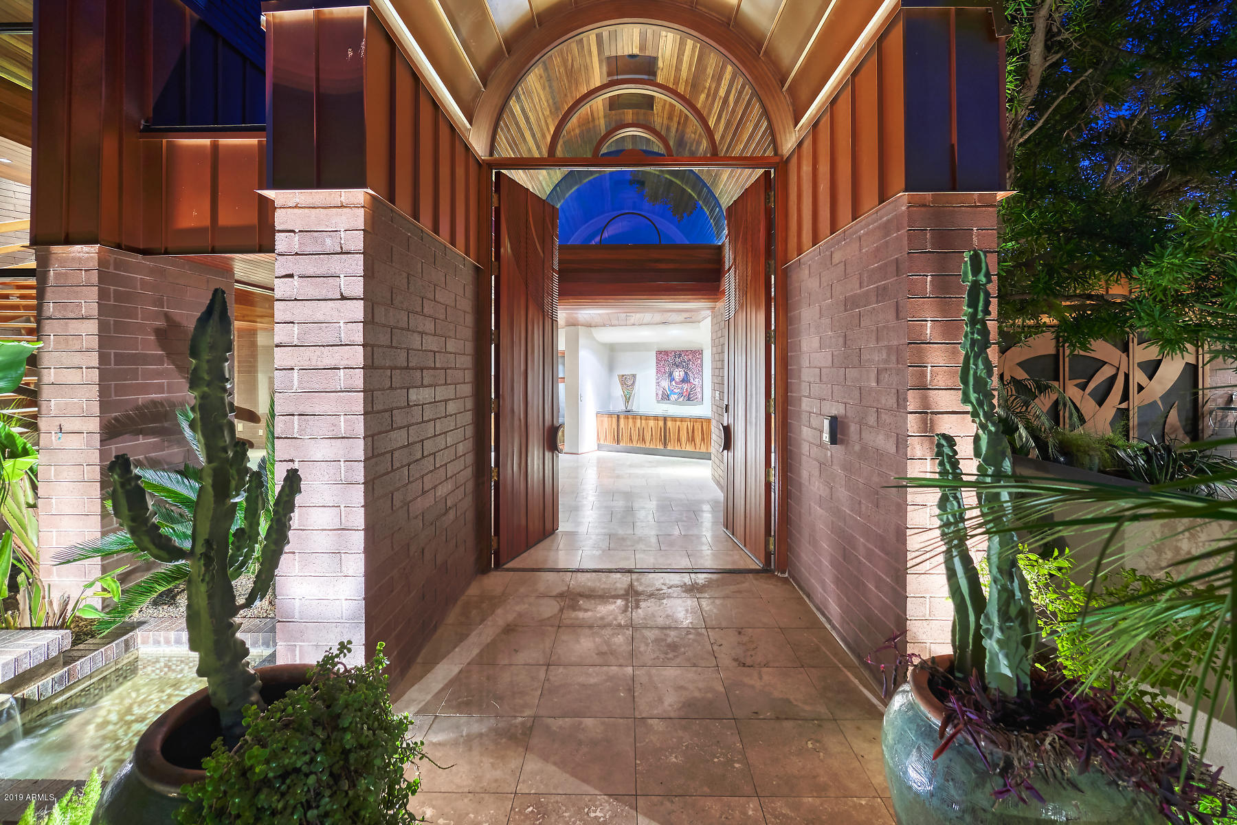 35227 N RIDGEWAY Drive