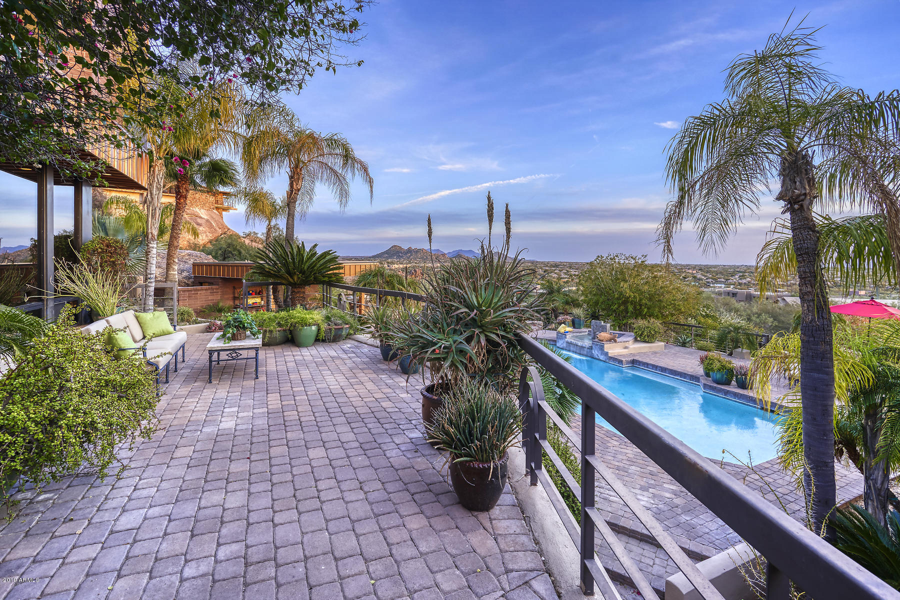 35227 N RIDGEWAY Drive