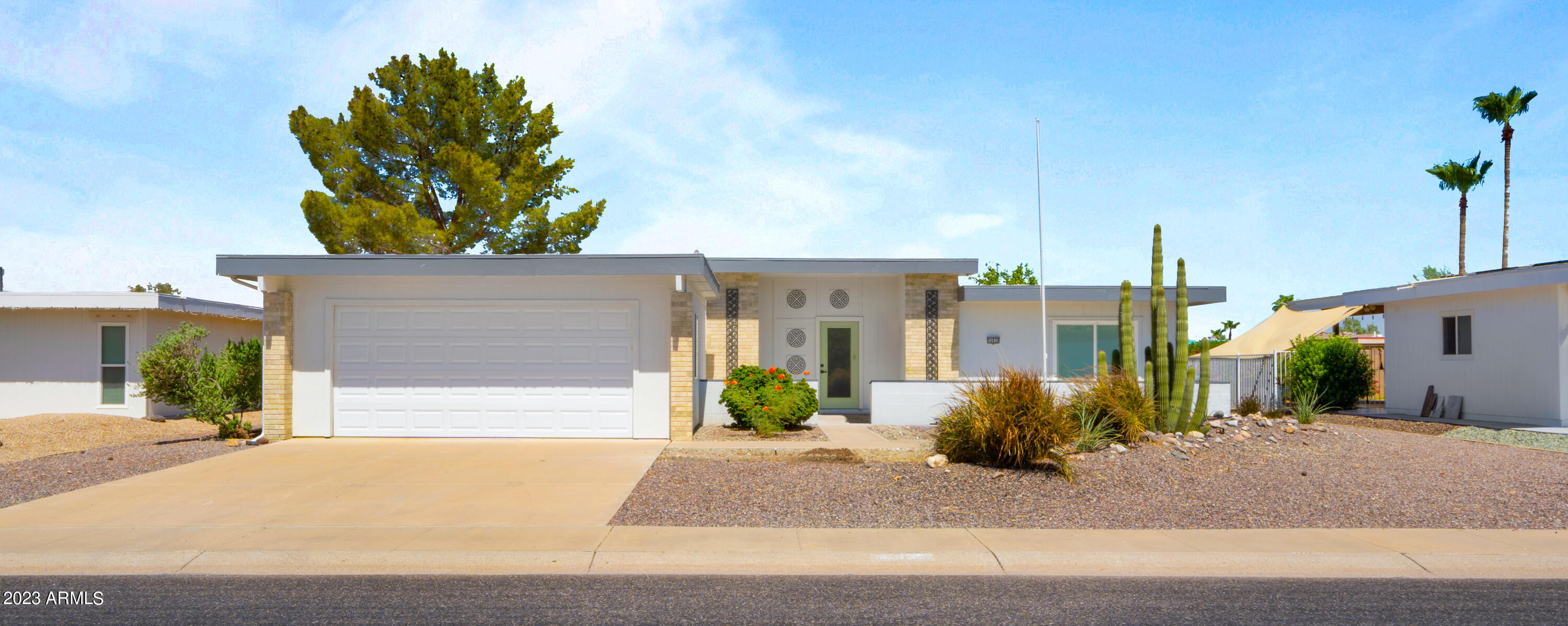 10830 W WILLOWBROOK Drive