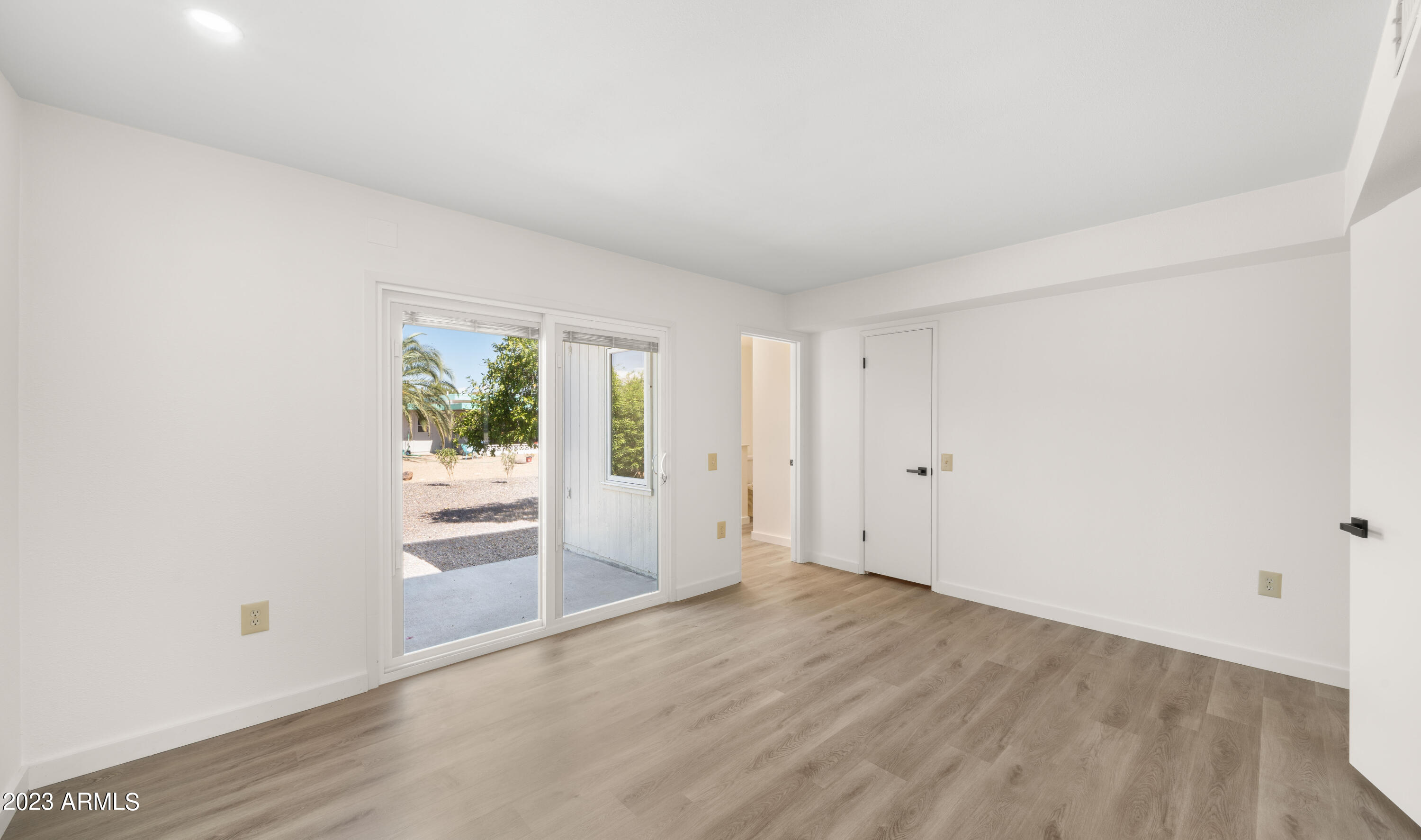 10830 W WILLOWBROOK Drive