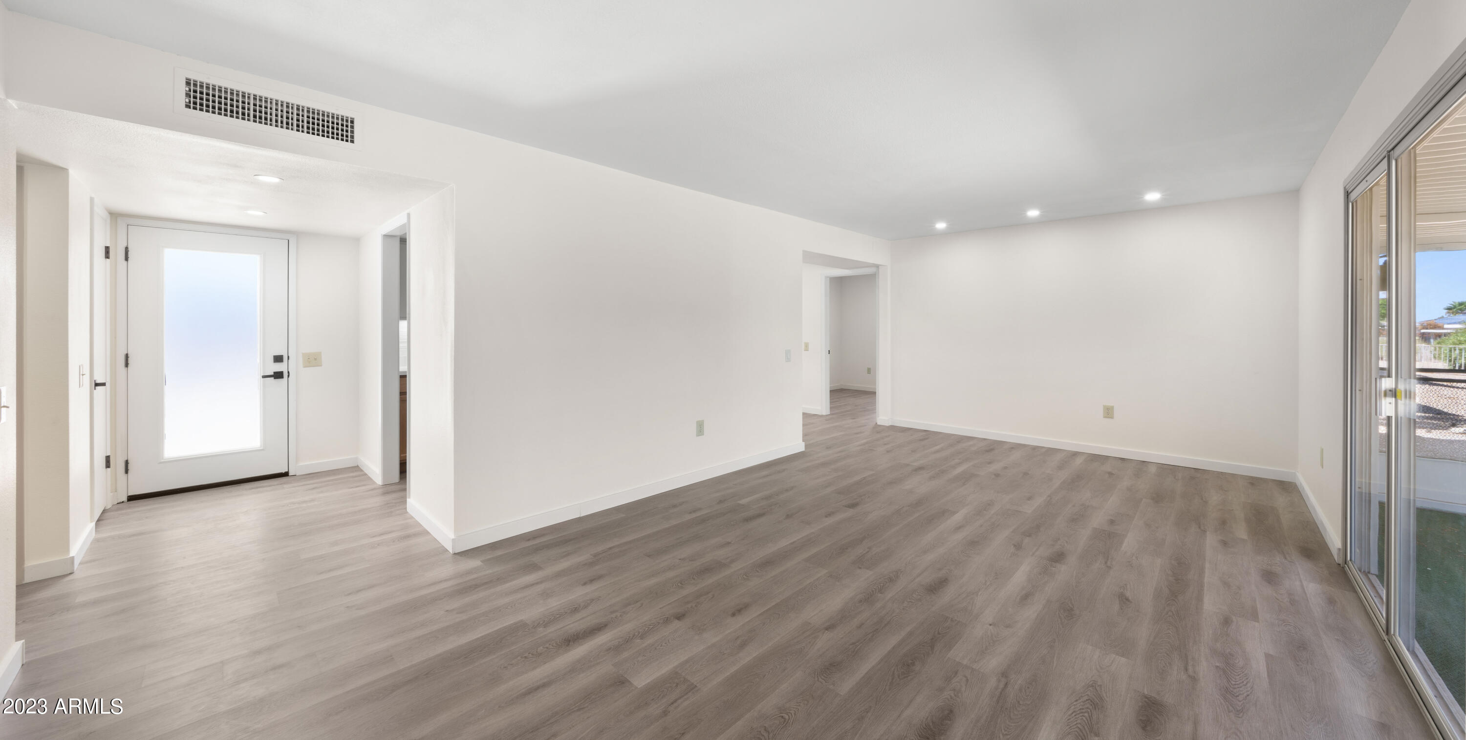 10830 W WILLOWBROOK Drive