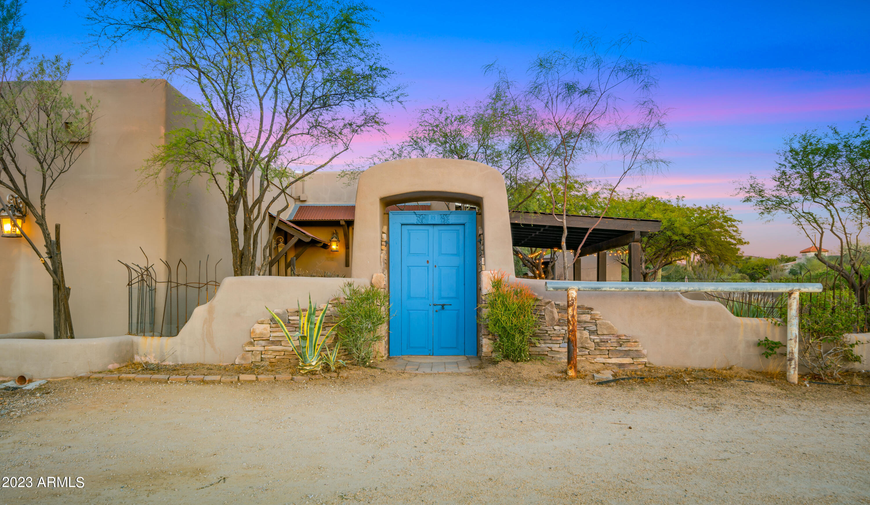 7113 E HIGHLAND Road