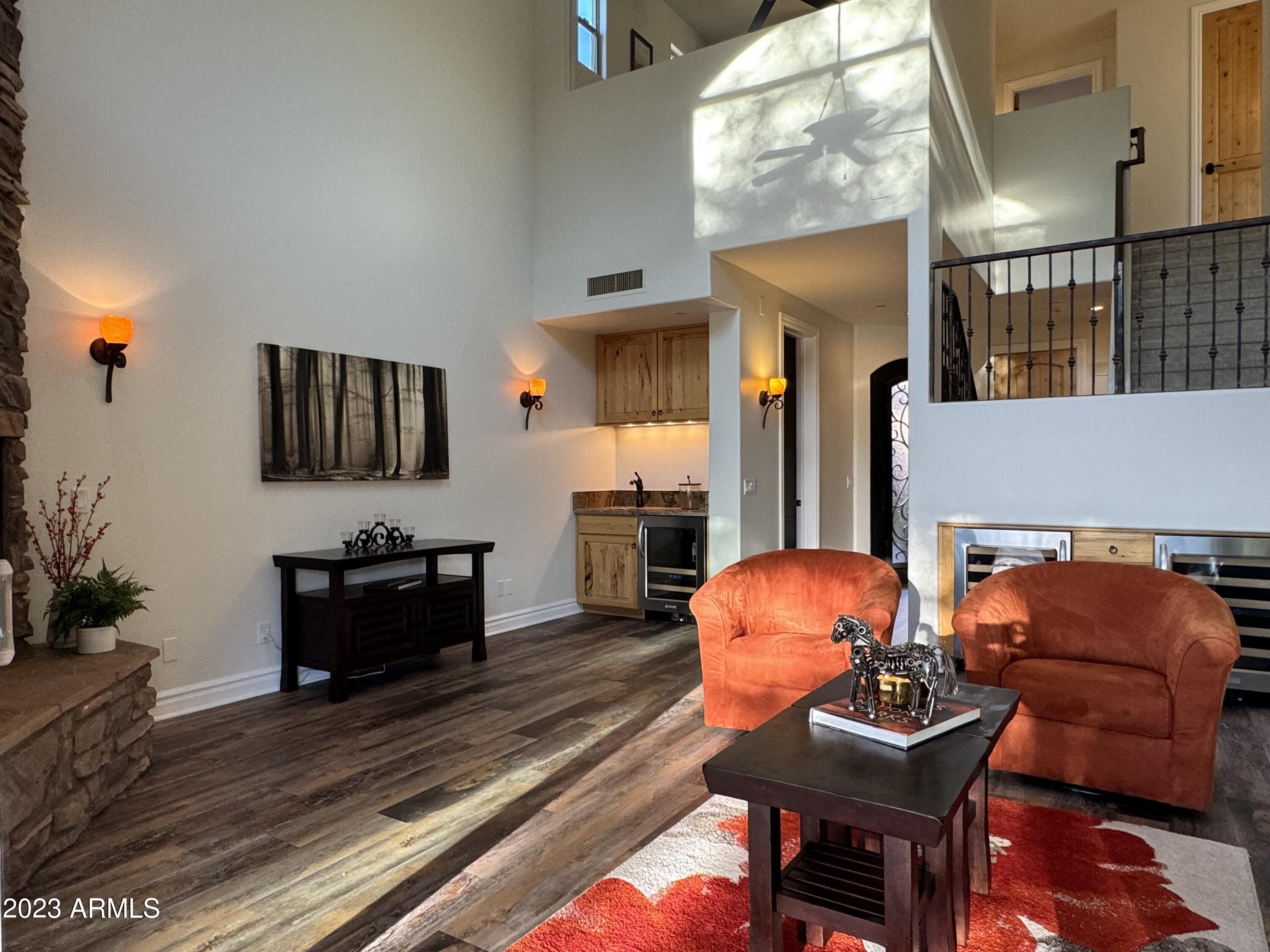 6434 E MILITARY Road Unit: 101