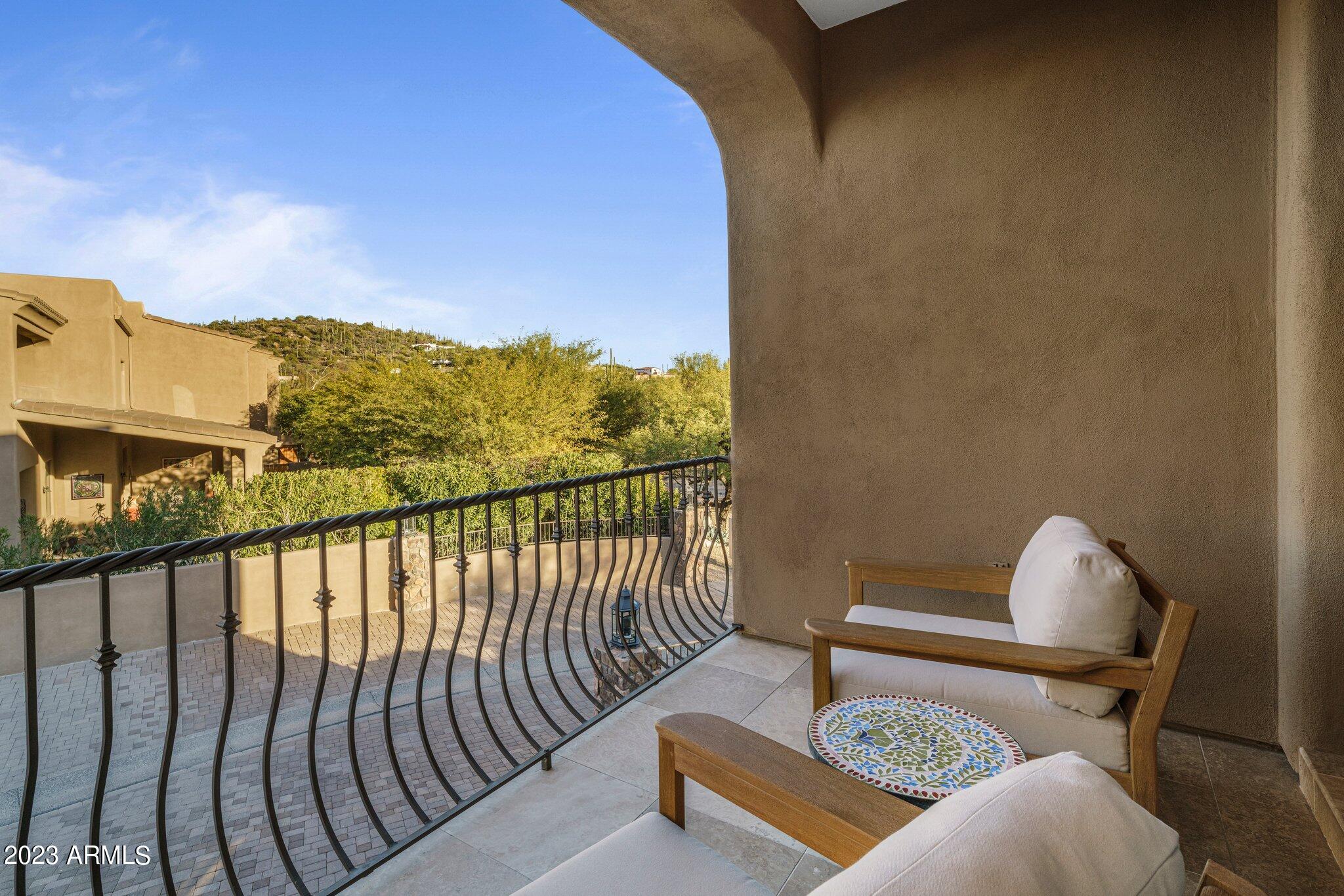 6434 E MILITARY Road Unit: 101