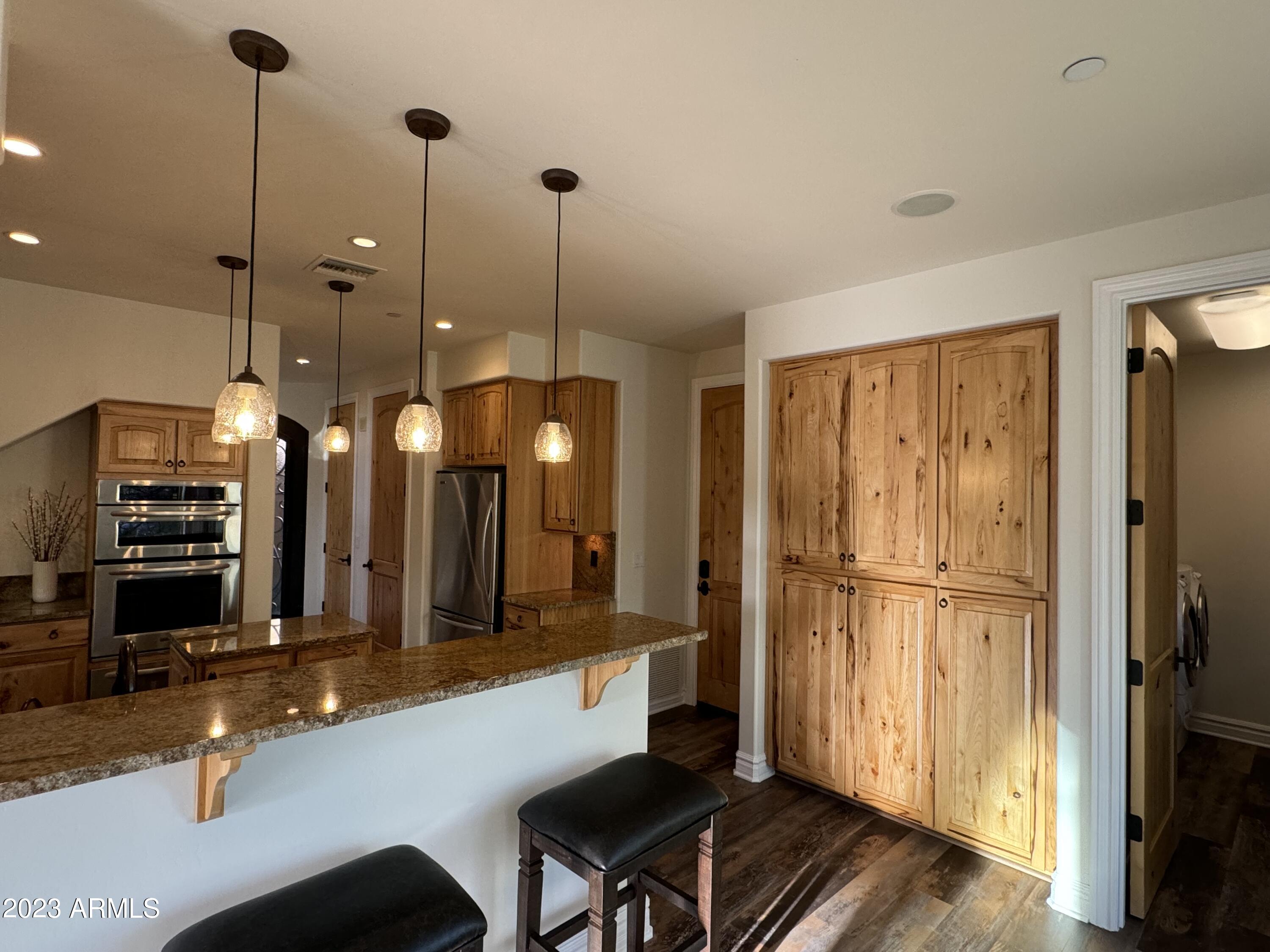 6434 E MILITARY Road Unit: 101