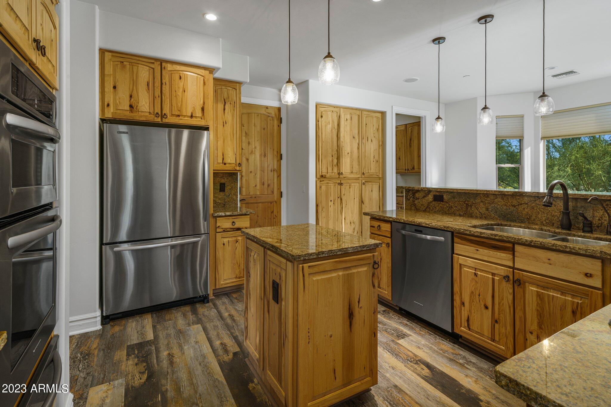 6434 E MILITARY Road Unit: 101