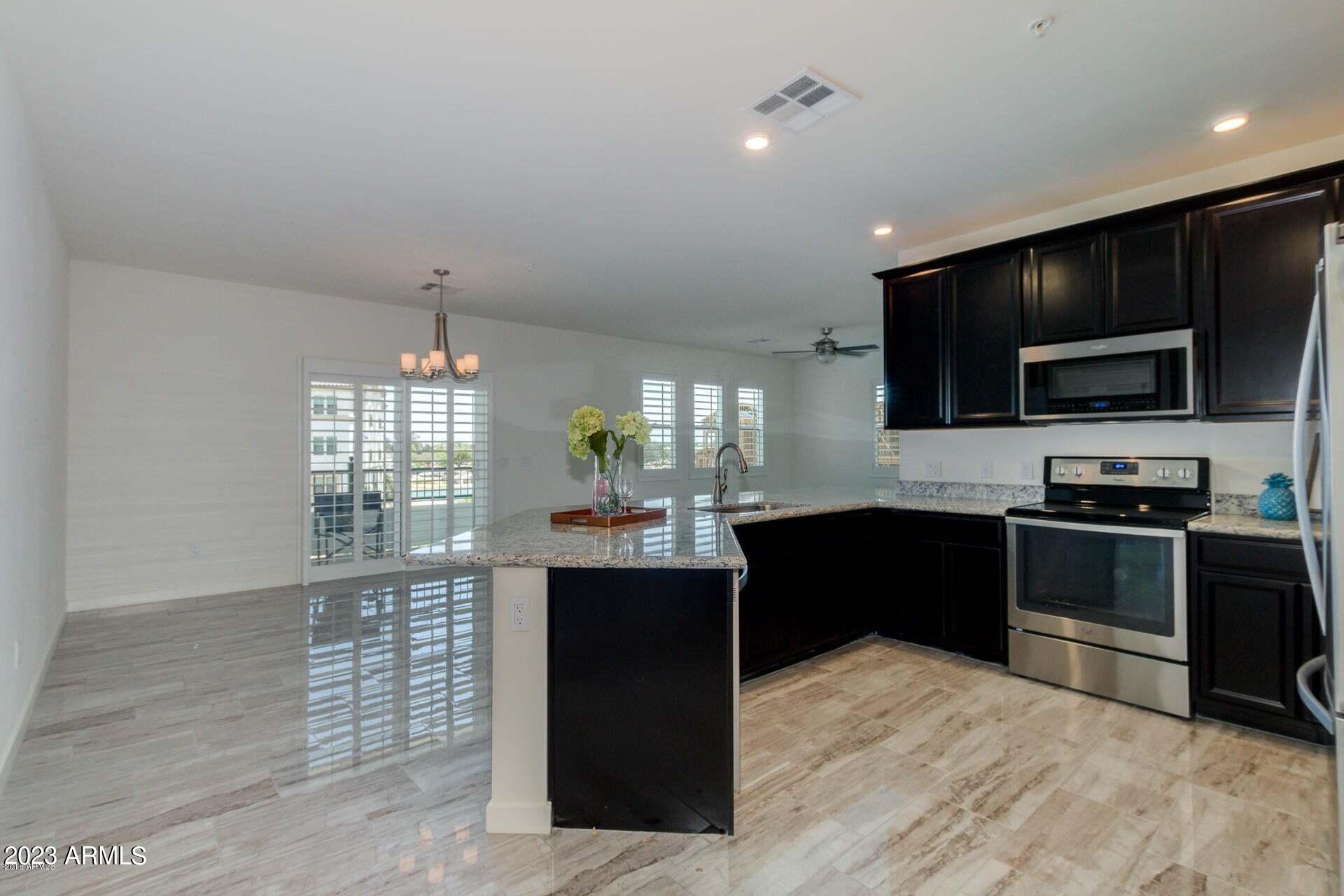 2511 W QUEEN CREEK Road # 351