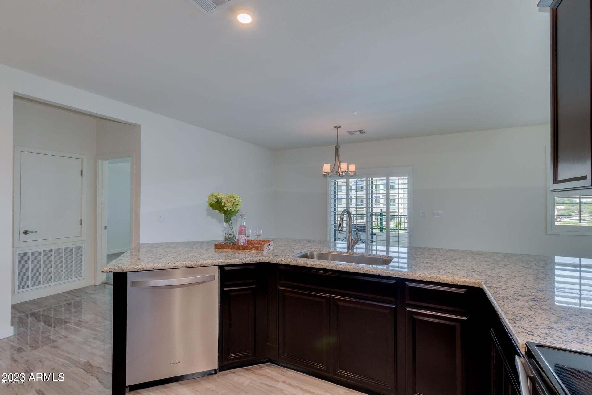 2511 W QUEEN CREEK Road # 351