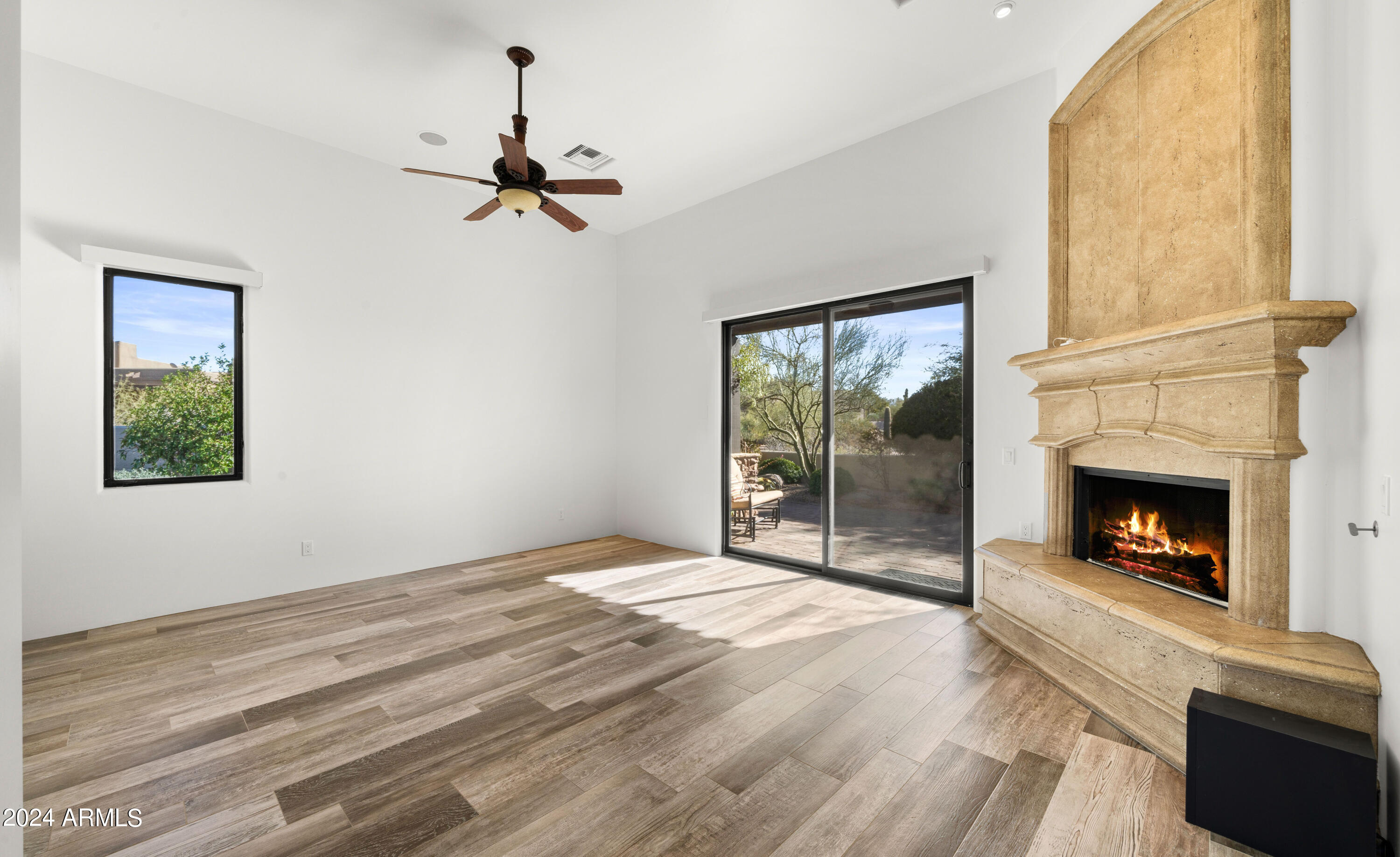 9326 E VENUS Drive