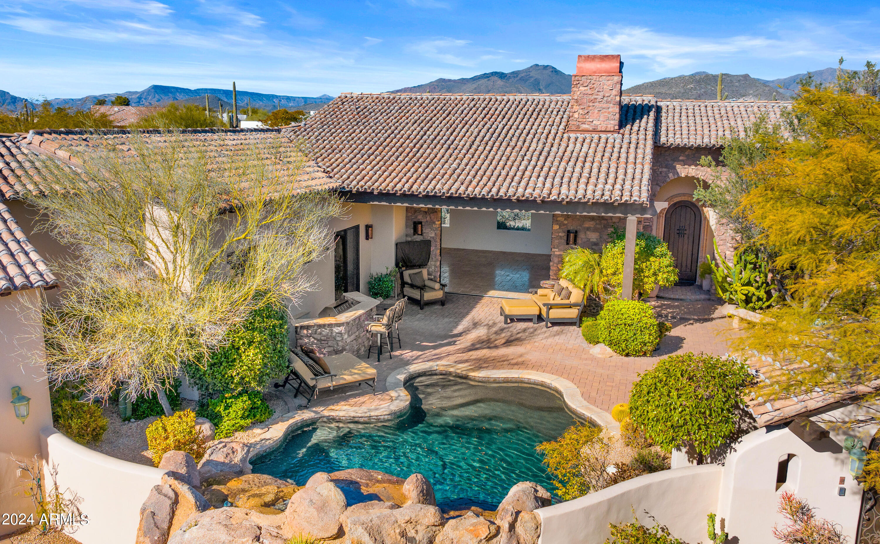 9326 E VENUS Drive