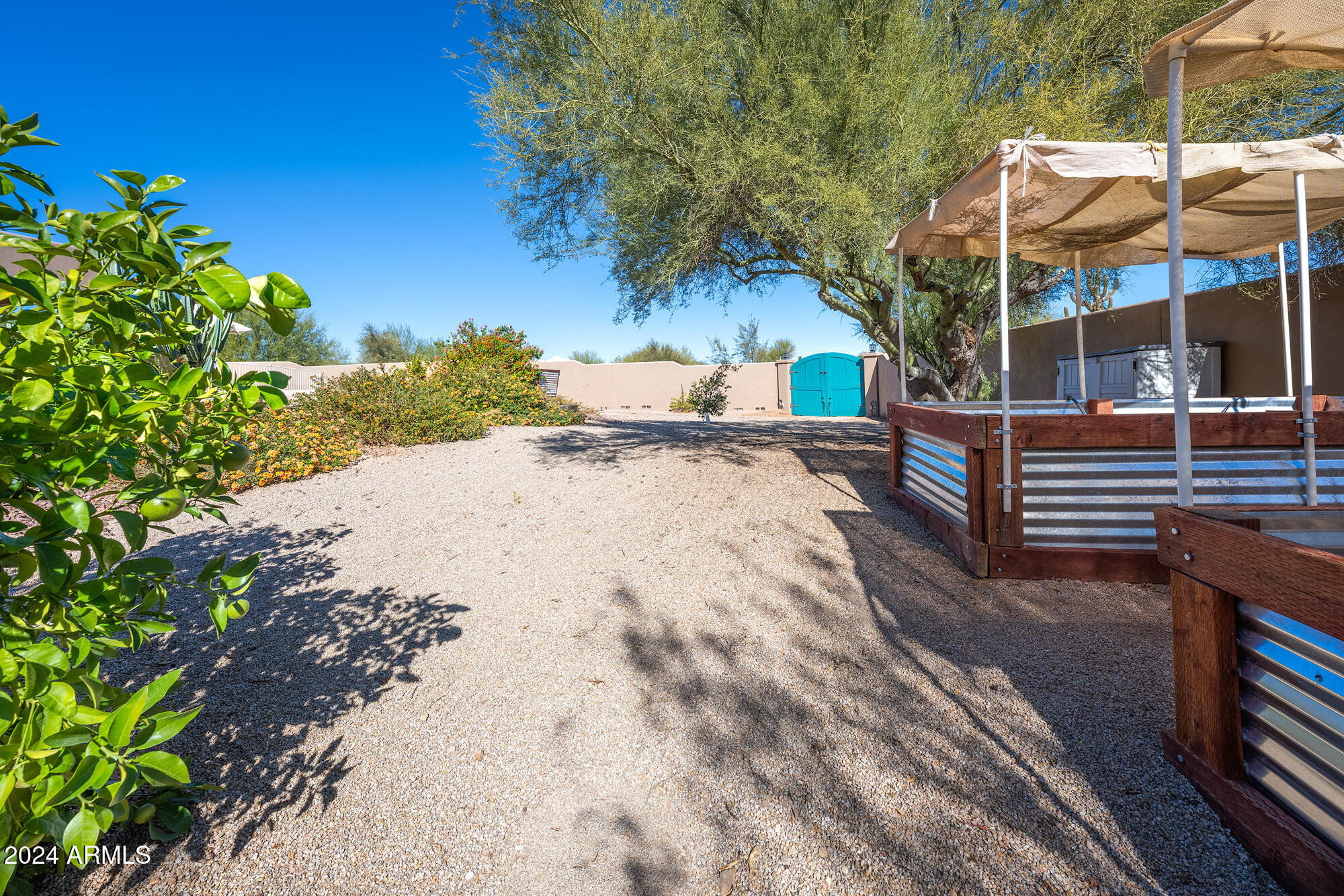 15339 E RED BIRD Road