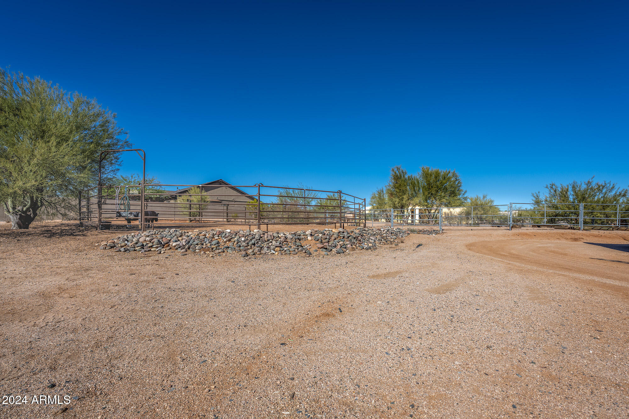 15339 E RED BIRD Road