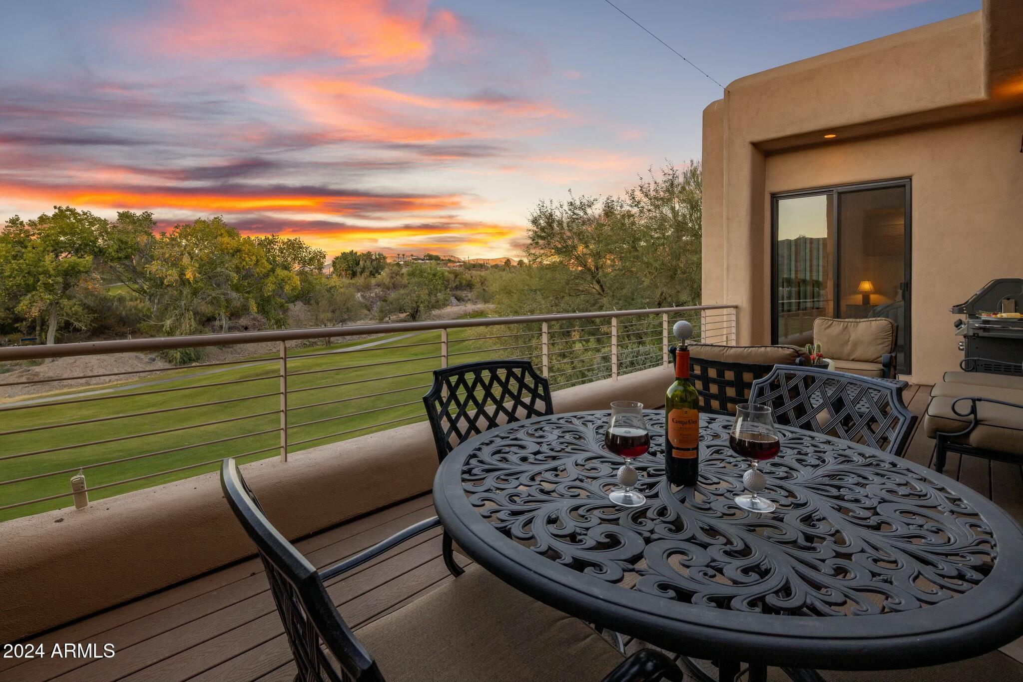 5622 E SUGARLOAF Trail