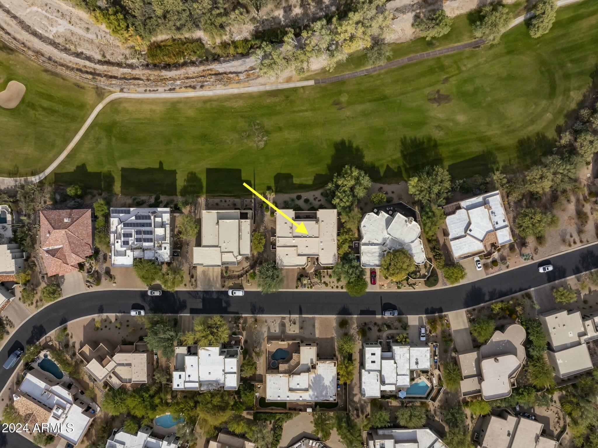 5622 E SUGARLOAF Trail