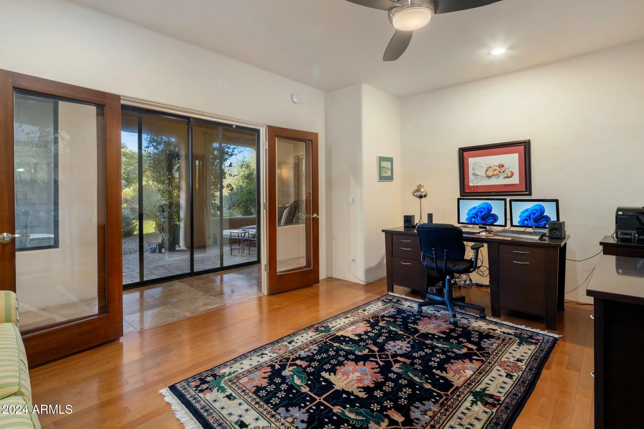 5622 E SUGARLOAF Trail