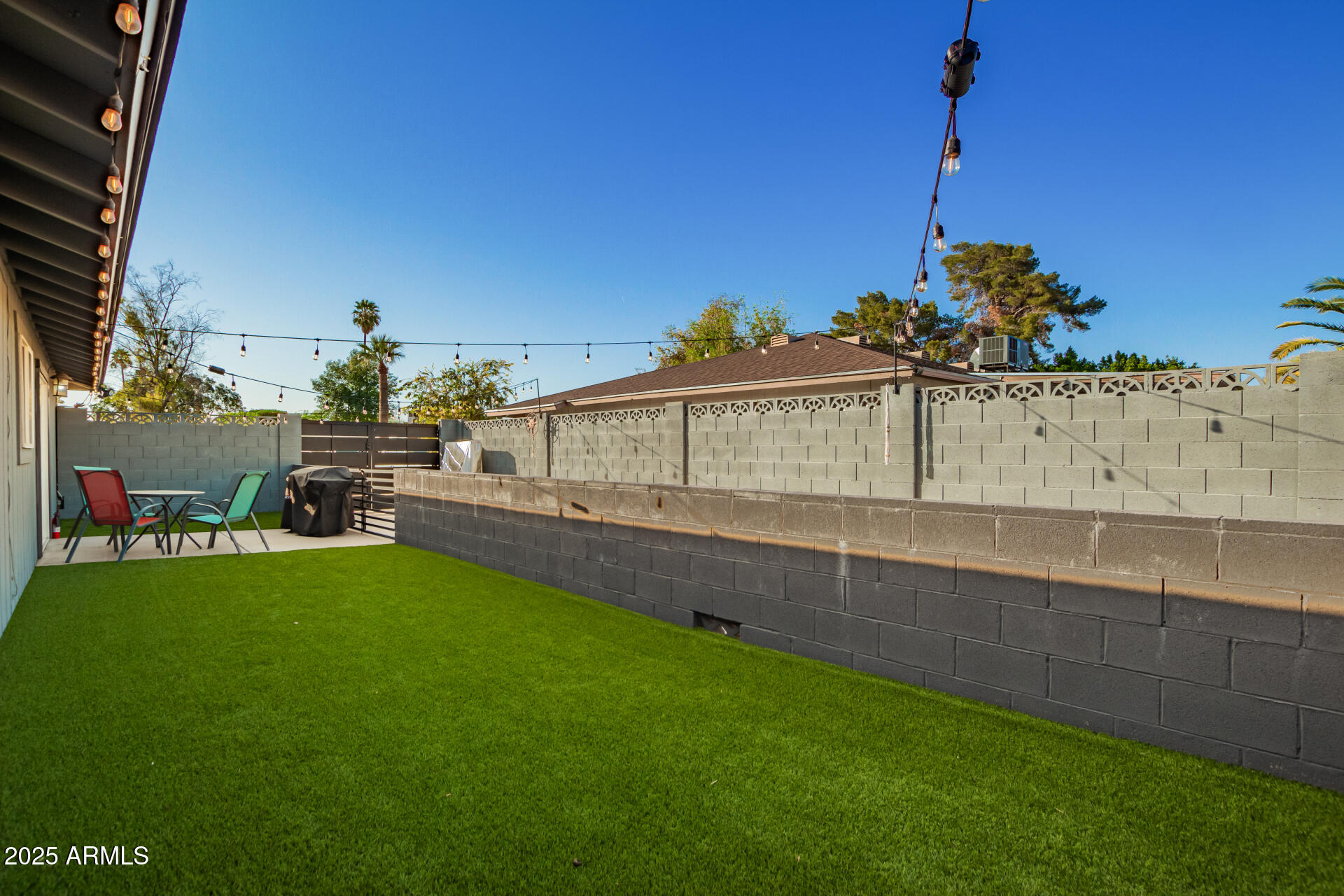 4611 S LA ROSA Drive