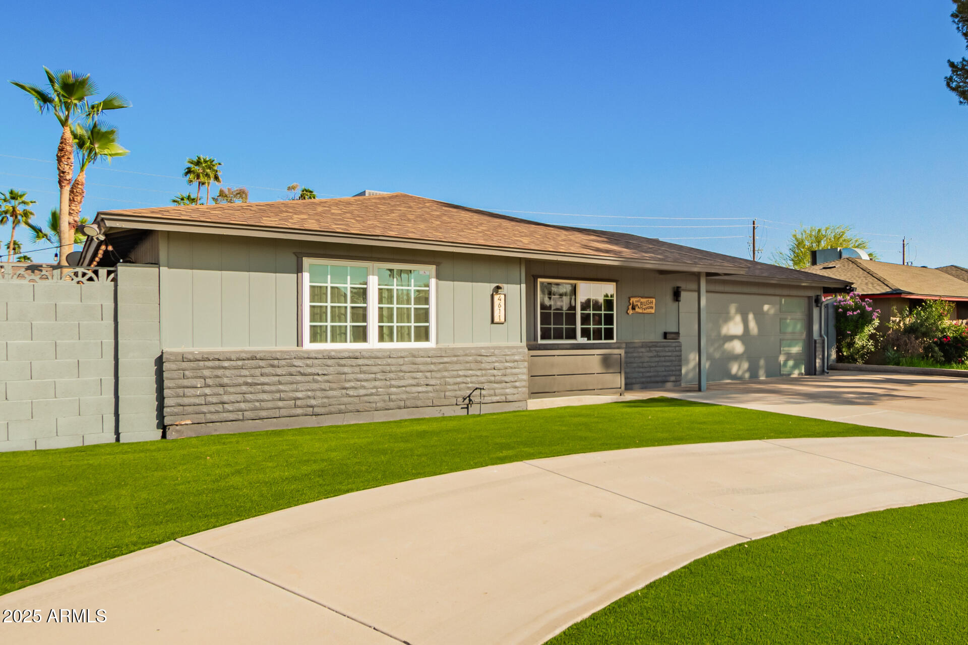 4611 S LA ROSA Drive
