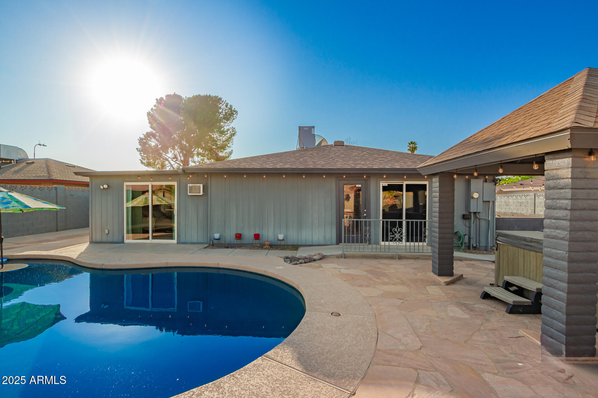 4611 S LA ROSA Drive