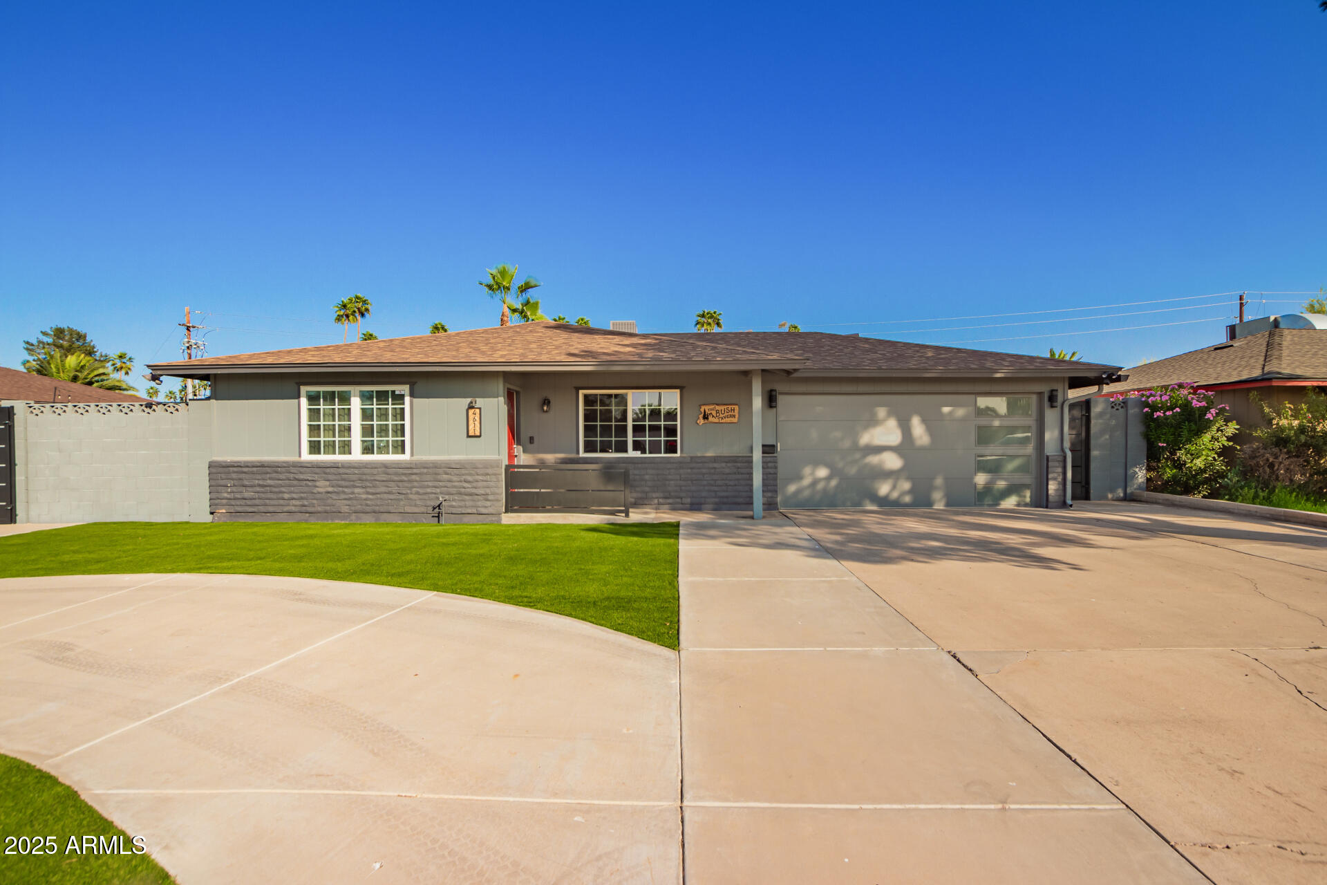 4611 S LA ROSA Drive