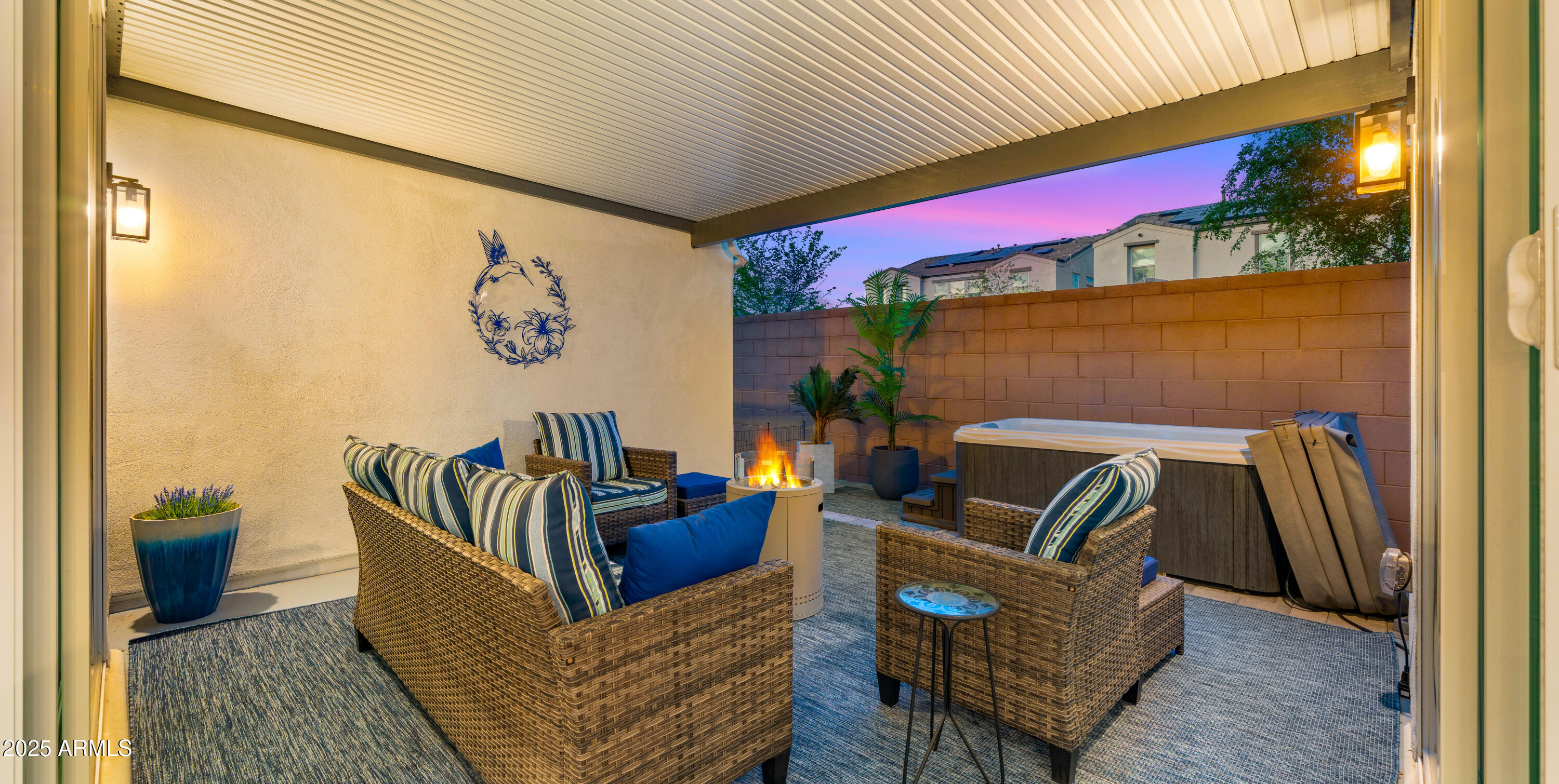 2055 E PARK VIEW Lane