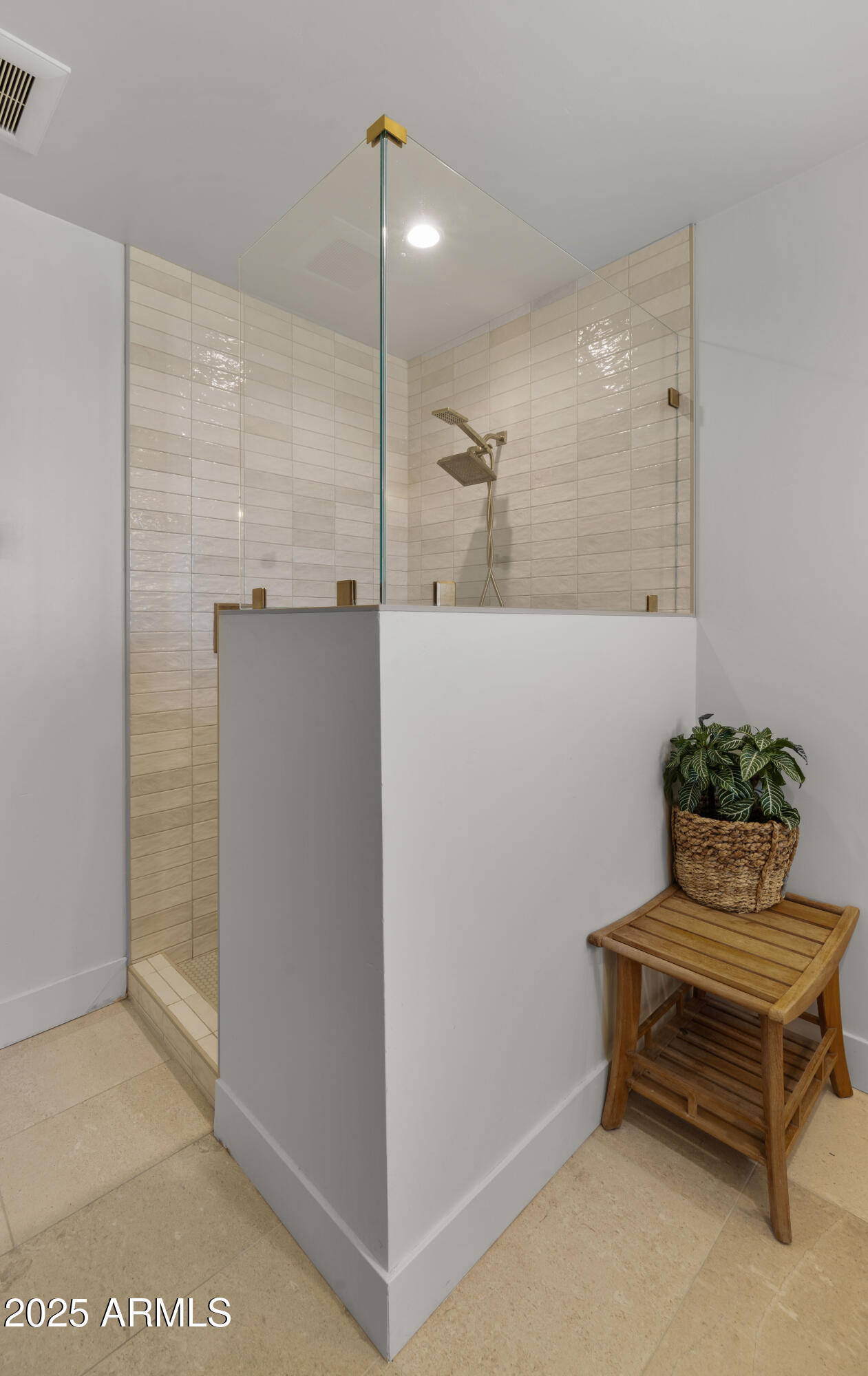 8049 E SERENE Street