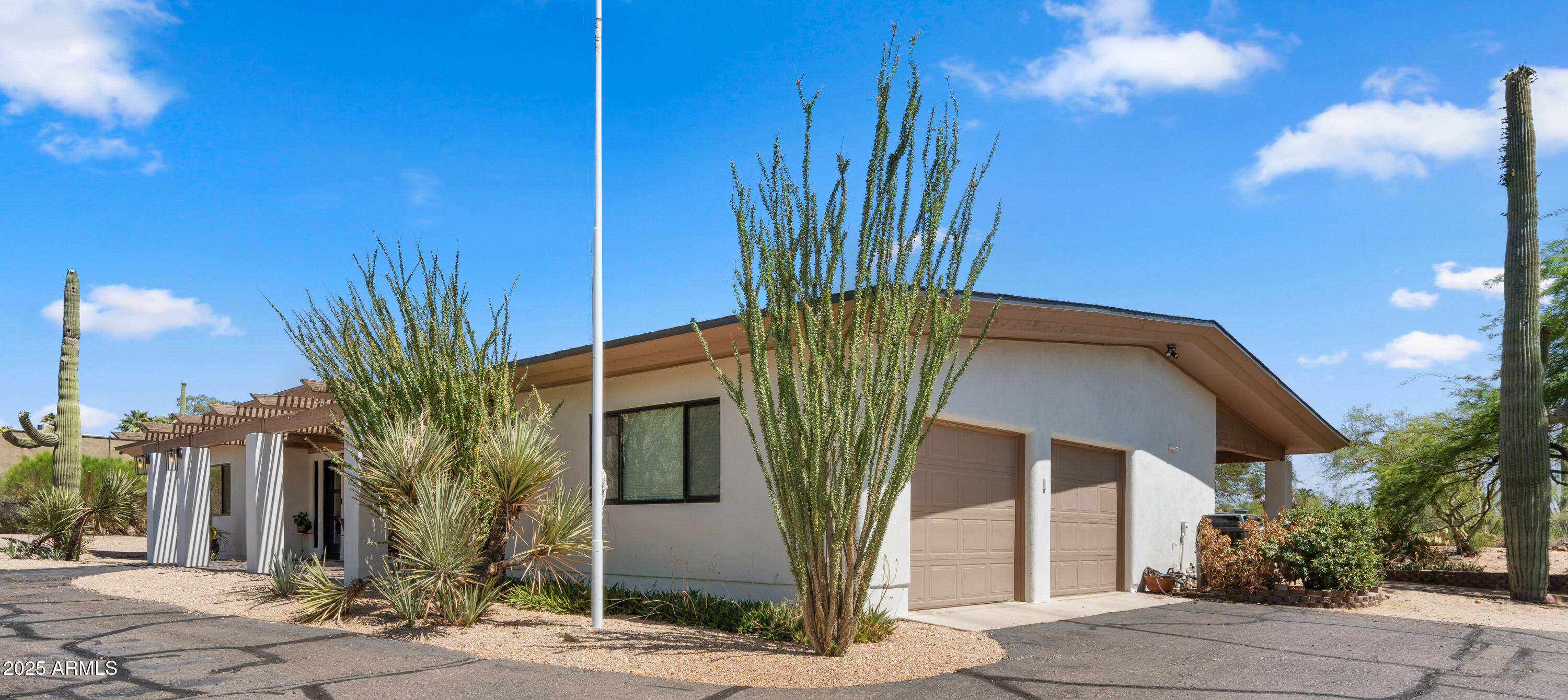 8049 E SERENE Street