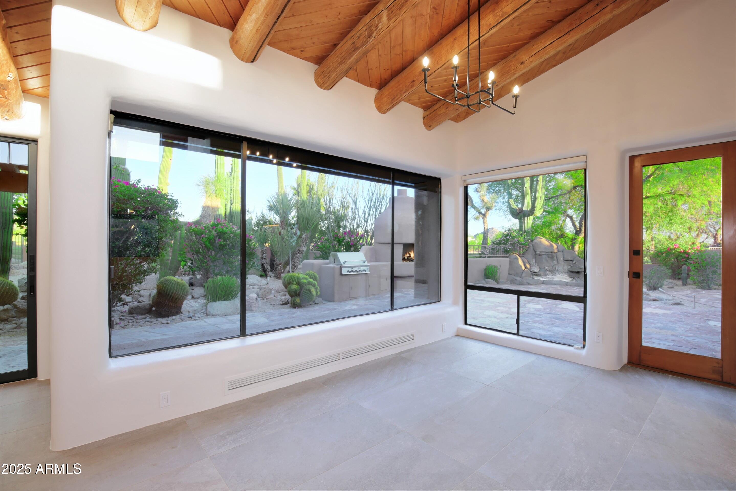 1637 N QUARTZ VALLEY Road