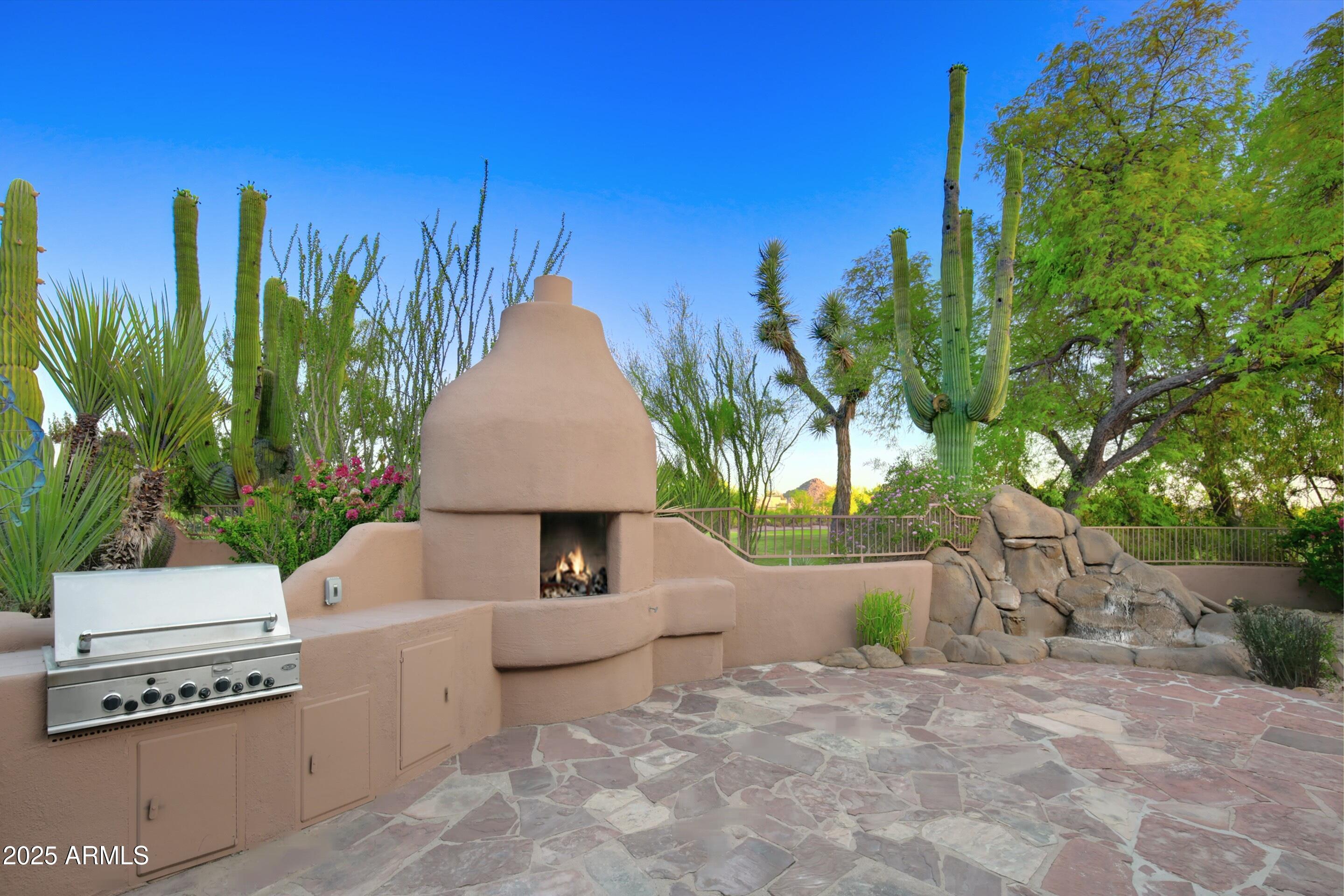 1637 N QUARTZ VALLEY Road