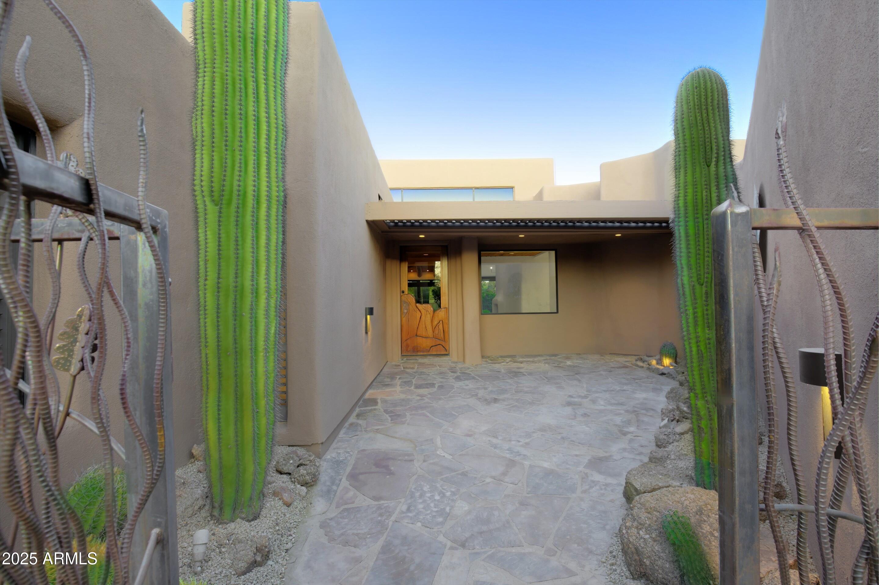 1637 N QUARTZ VALLEY Road