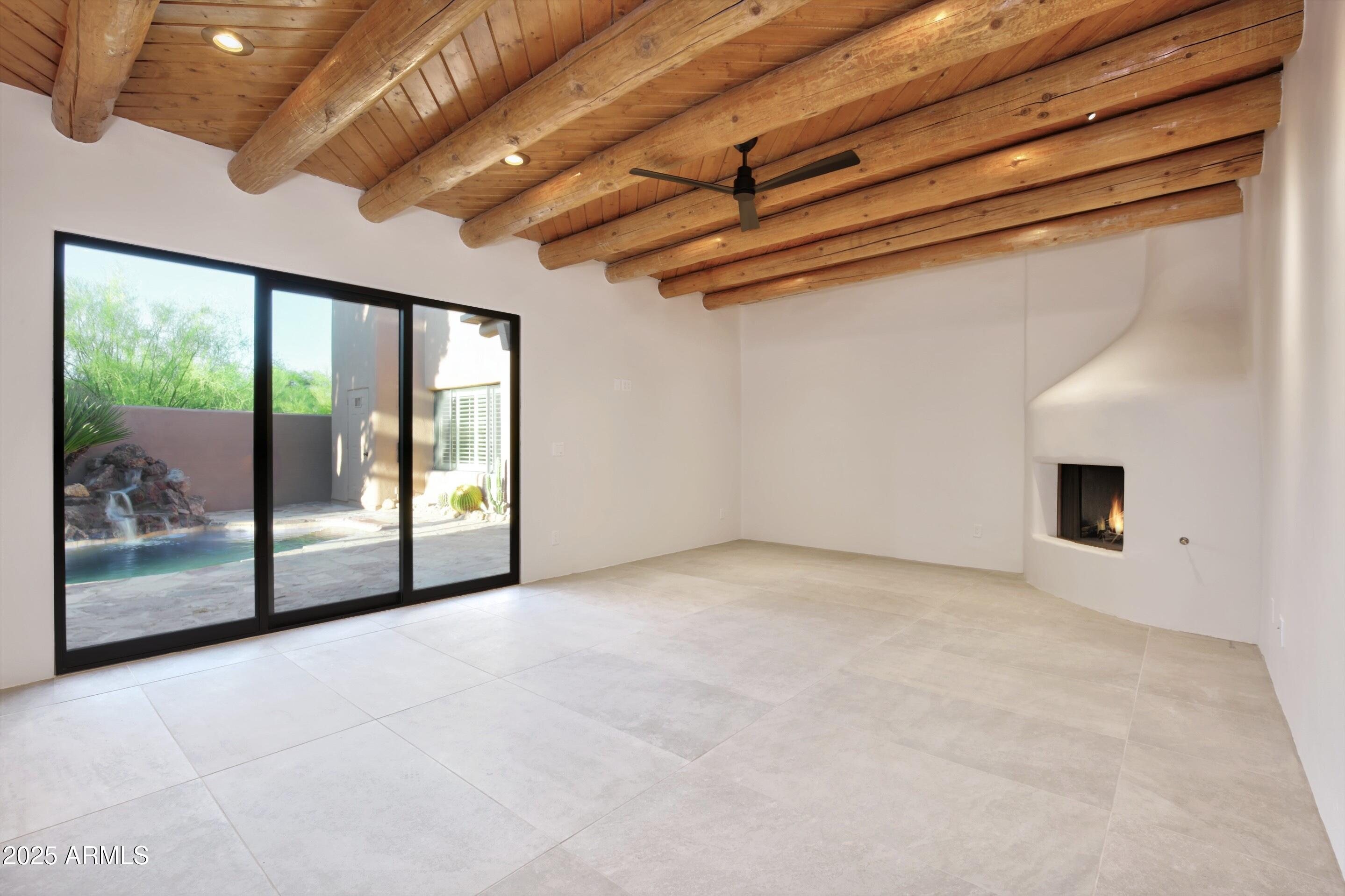 1637 N QUARTZ VALLEY Road