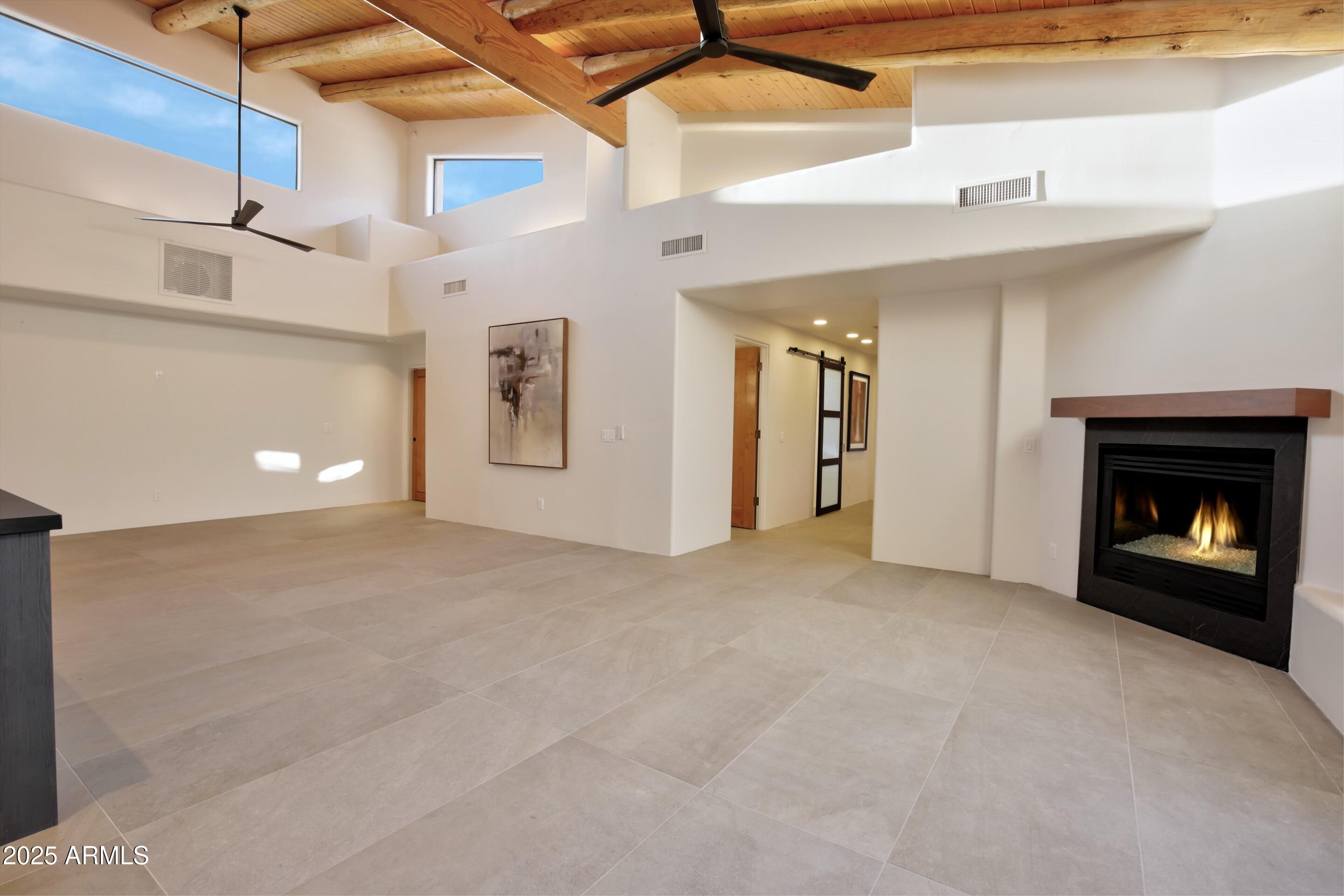 1637 N QUARTZ VALLEY Road