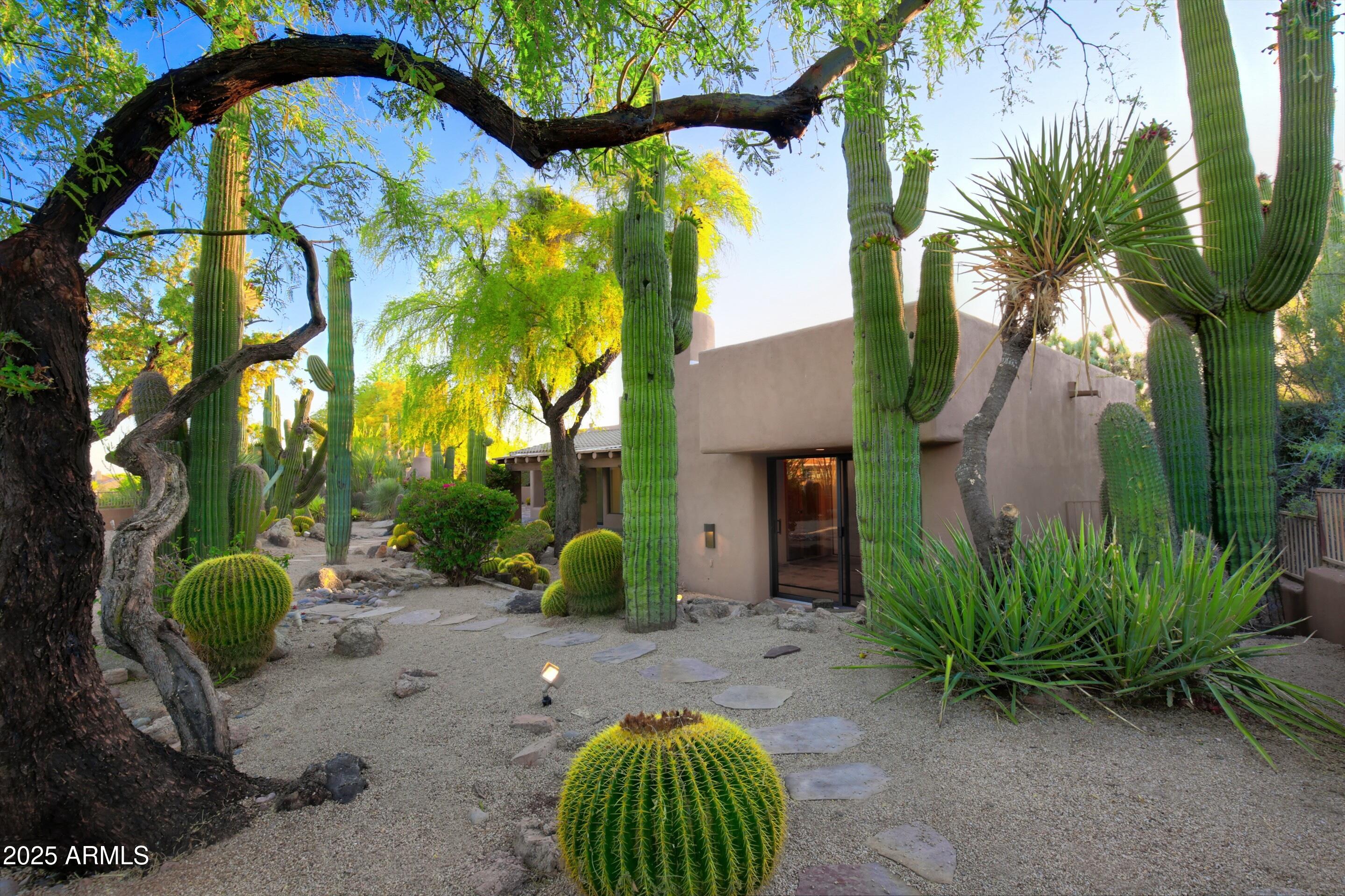 1637 N QUARTZ VALLEY Road